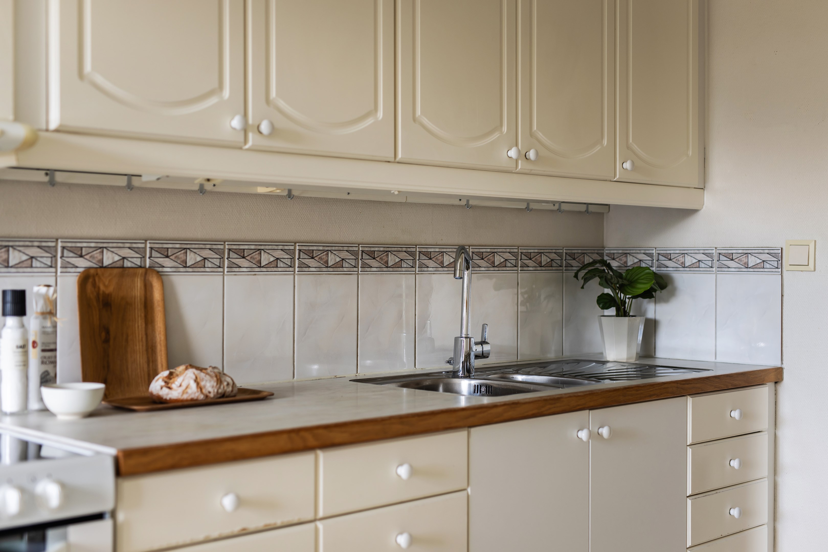 Bostadsbild från Alphyddevägen 9, 2tr, Såld i Alphyddan, Nacka