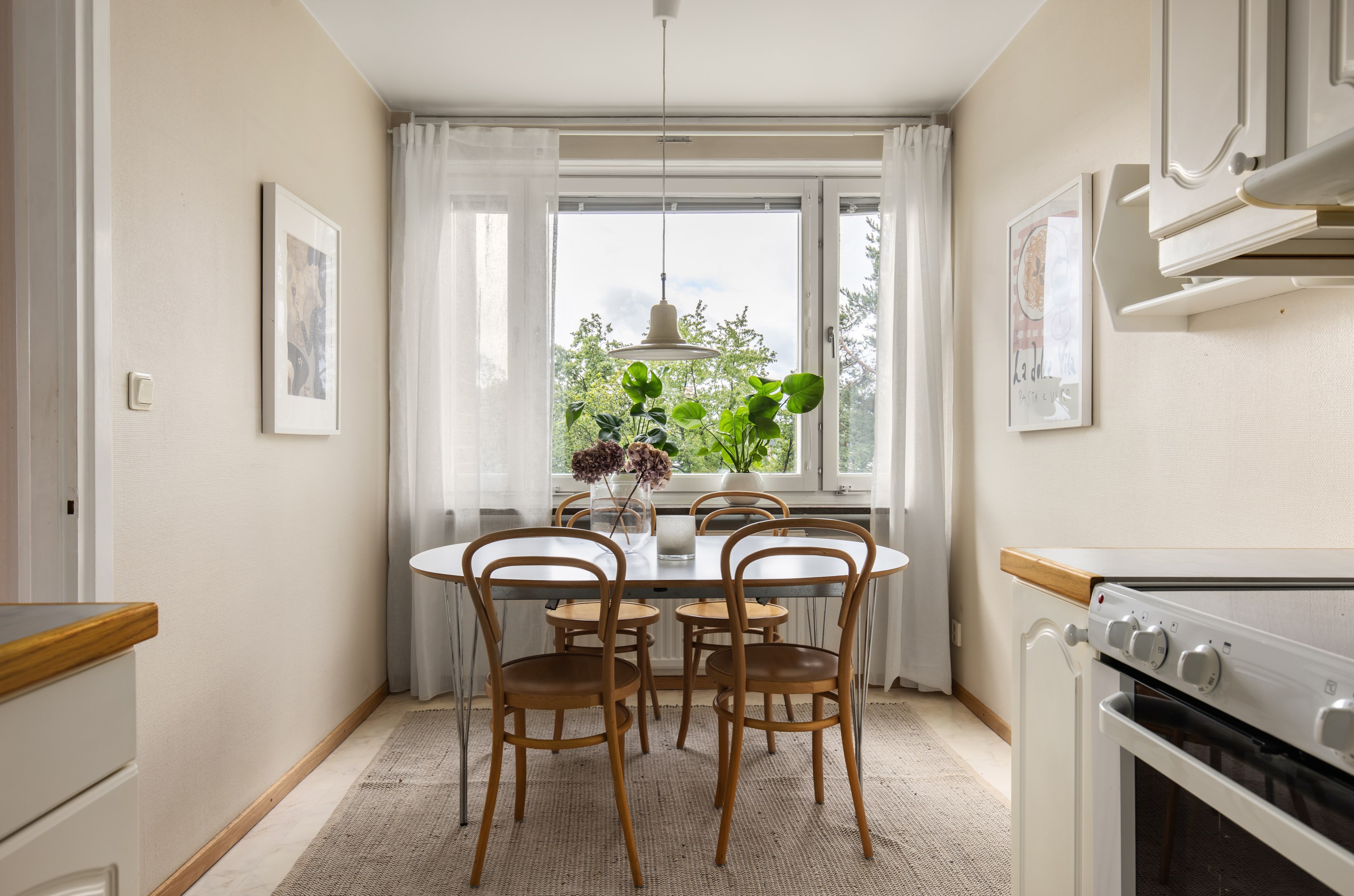 Bostadsbild från Alphyddevägen 9, 2tr, Såld i Alphyddan, Nacka