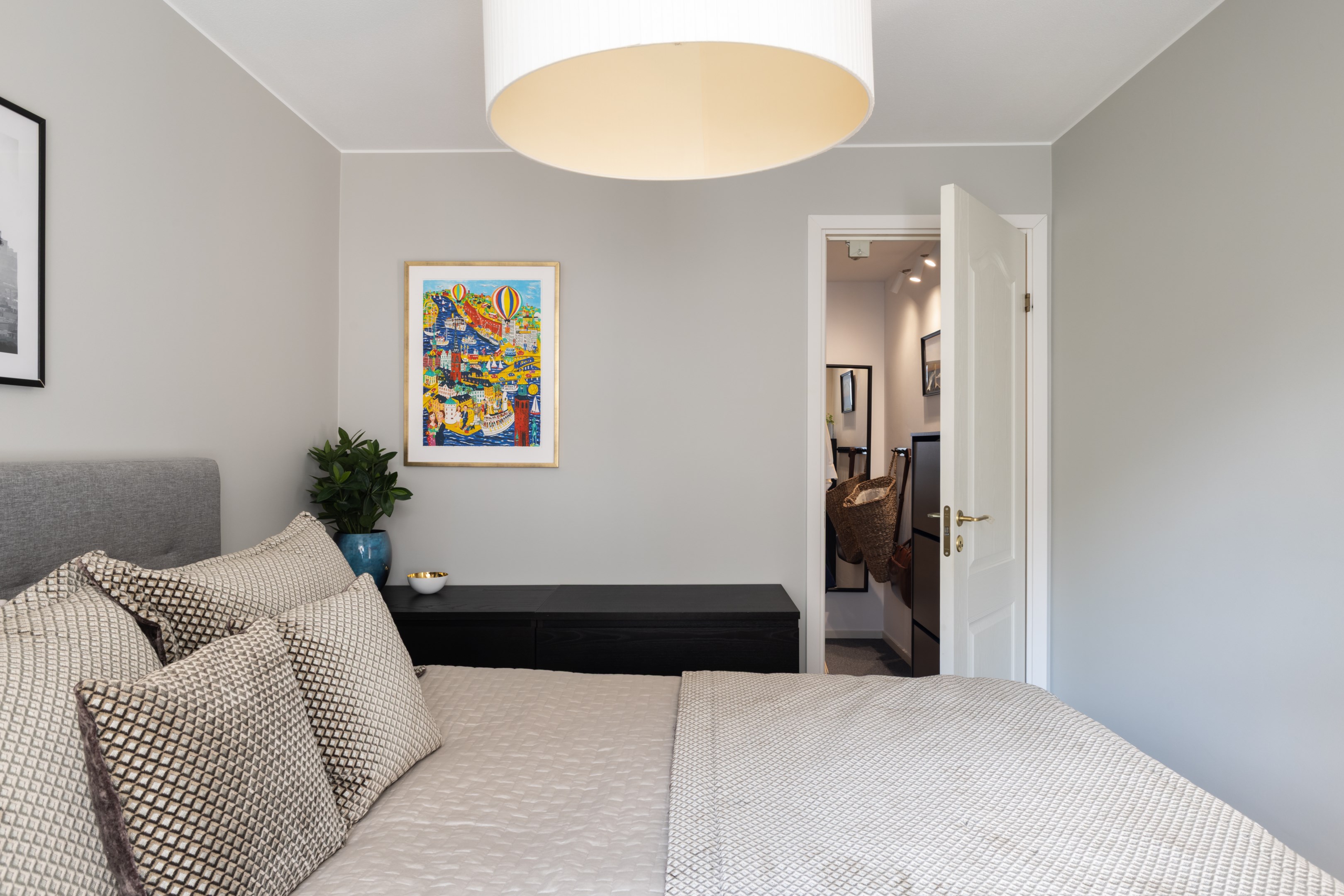 Bostadsbild från Birger Jarlsgatan 82, Såld i Östermalm, Stockholm