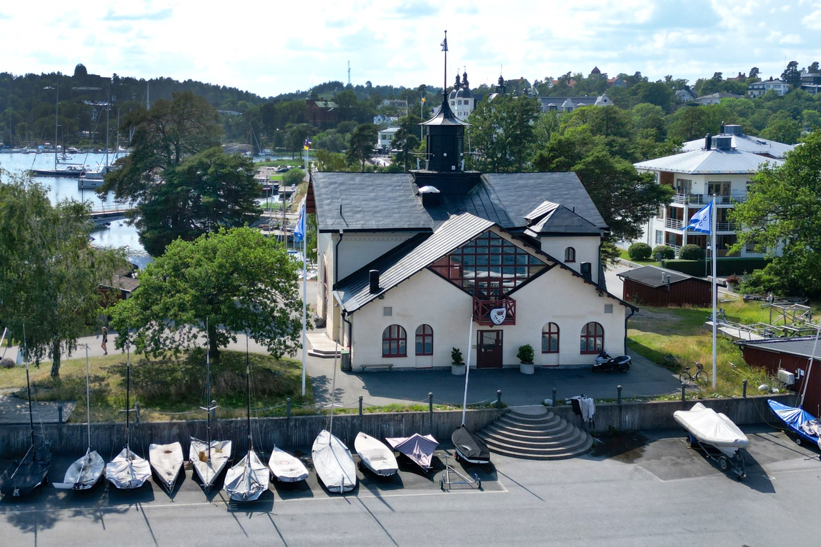 Bostadsbild från Karl Gerhards Väg 27, Till salu i Saltsjöbaden, Nacka