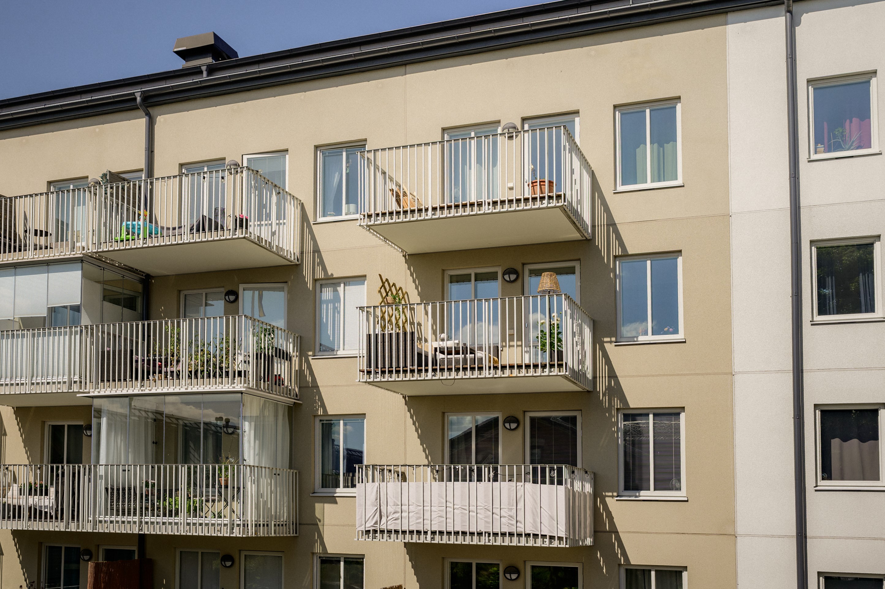 Bostadsbild från Chamottevägen 17, Såld i Porslinskvarteren, Värmdö