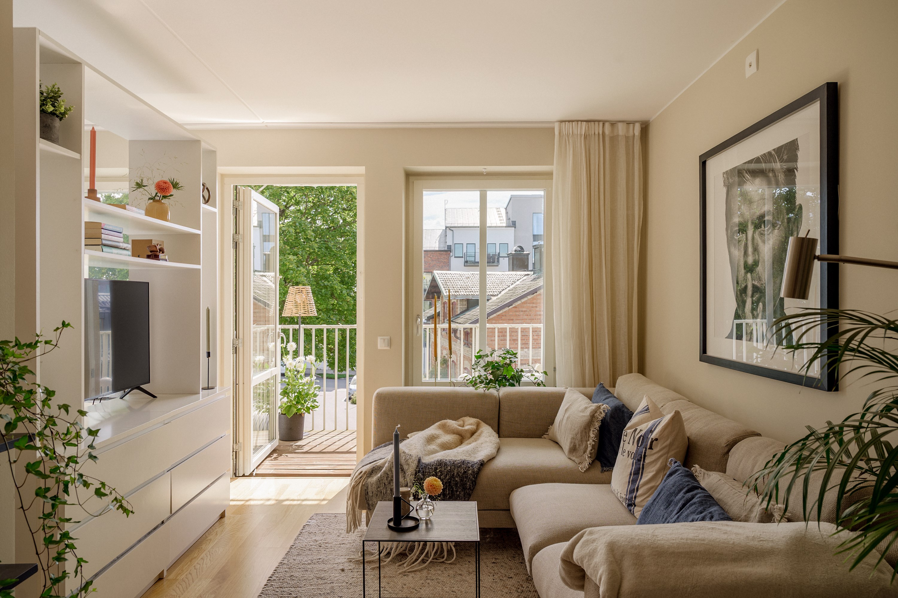 Bostadsbild från Chamottevägen 17, Såld i Porslinskvarteren, Värmdö