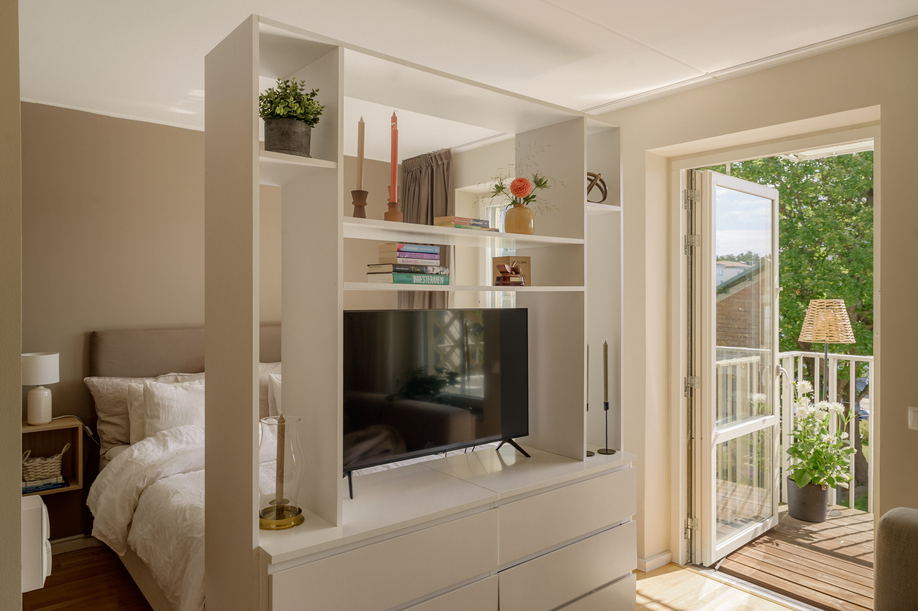 Bostadsbild från Chamottevägen 17, Såld i Porslinskvarteren, Värmdö