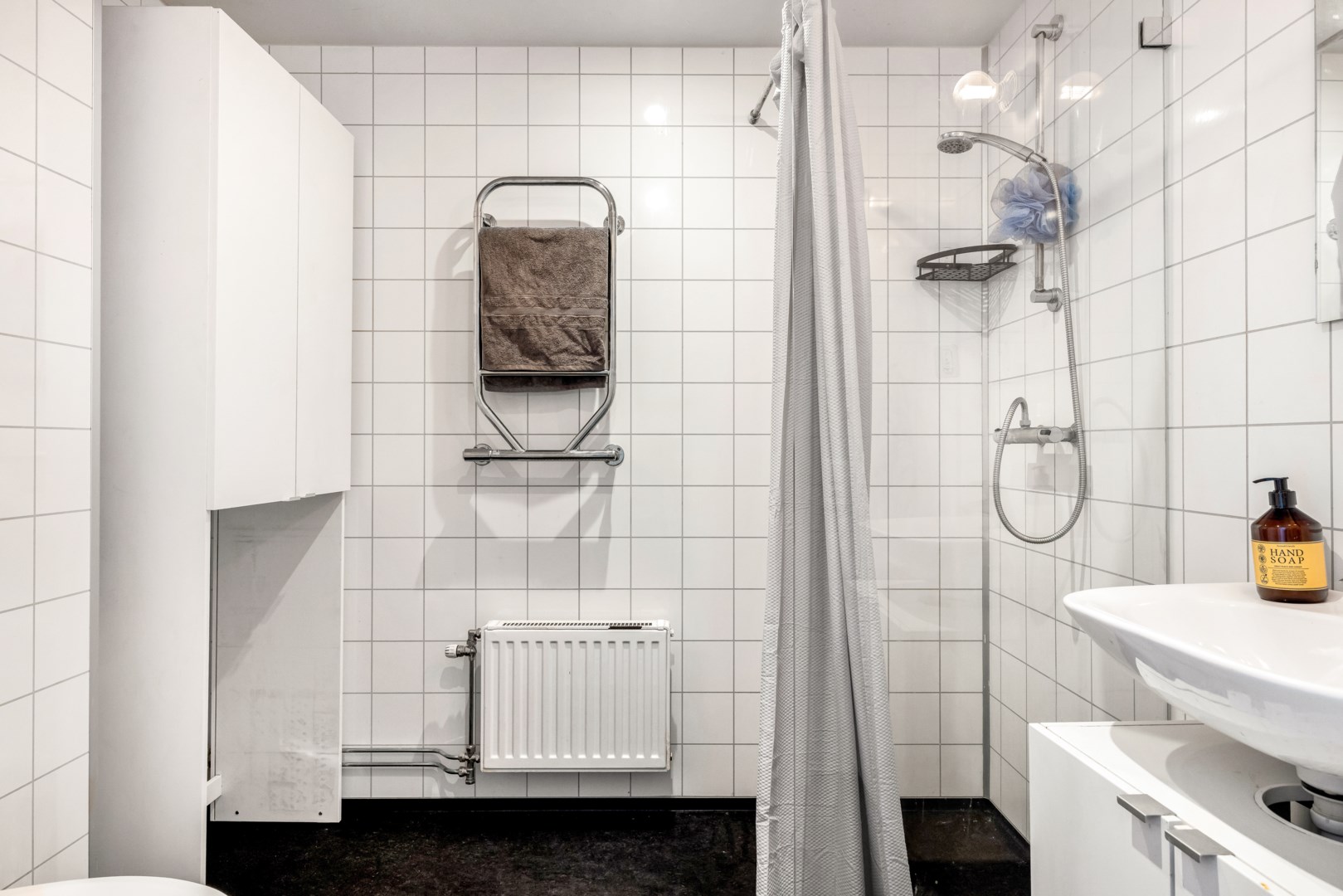 Bostadsbild från Centralvägen 38, Till salu i Knivsta, Knivsta