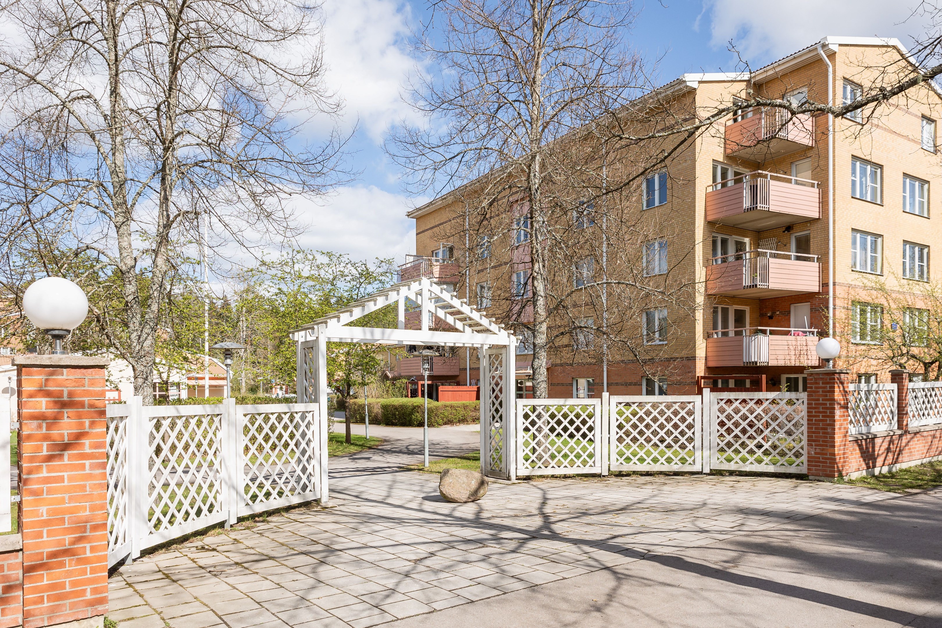 Bostadsbild från Stenhagsvägen 77, Såld i Stenhagen, Uppsala