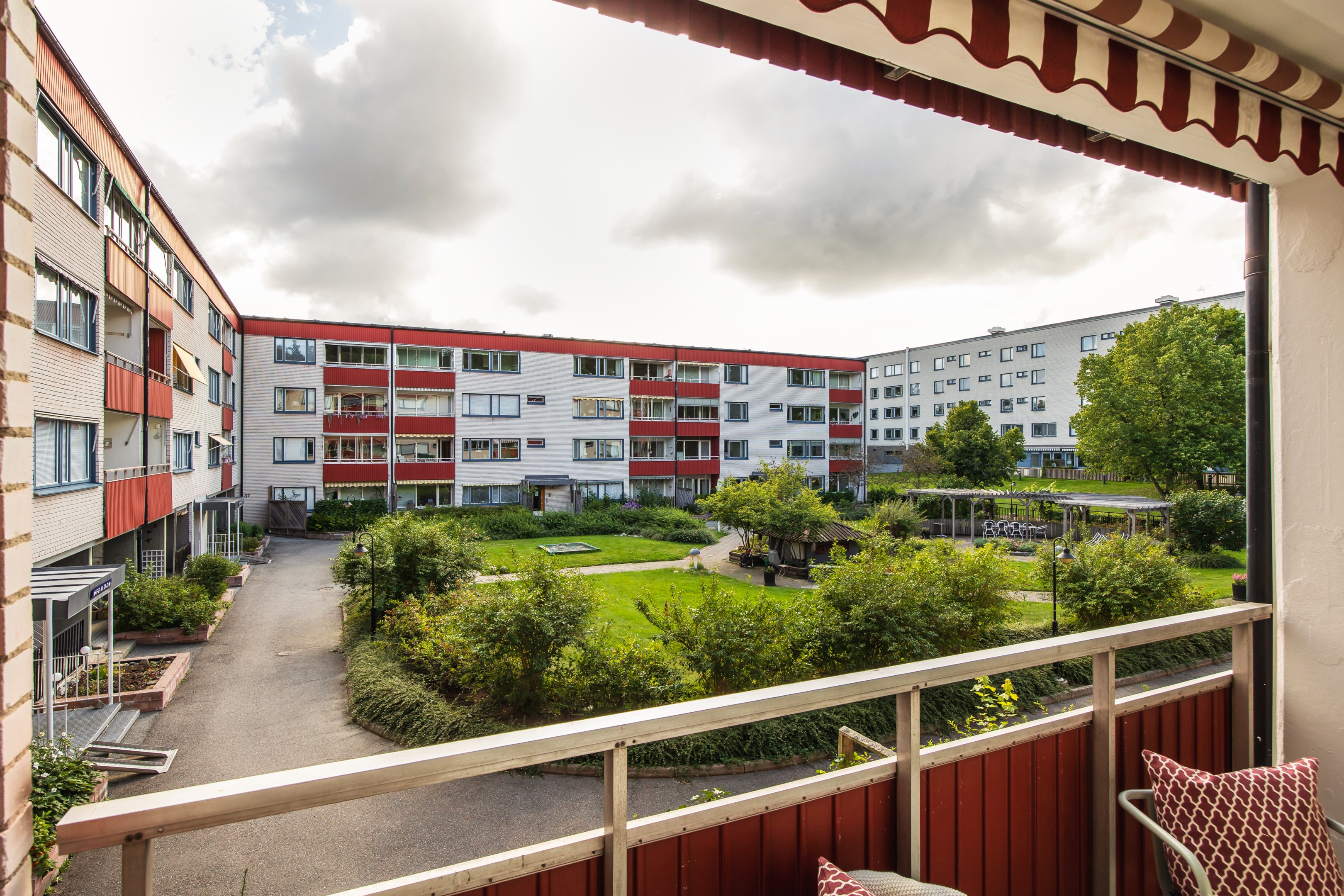 Bostadsbild från Vinterbrinksvägen 43, Såld i Igelbodaplatån - Saltsjöbaden, Nacka