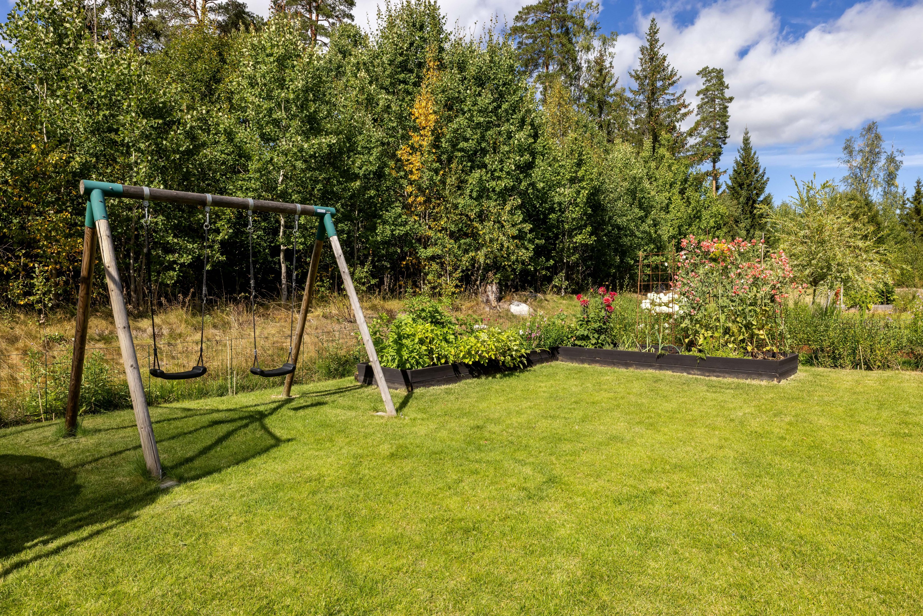 Bostadsbild från Vitmossvägen 70, Kommande i Lindbacken, Uppsala