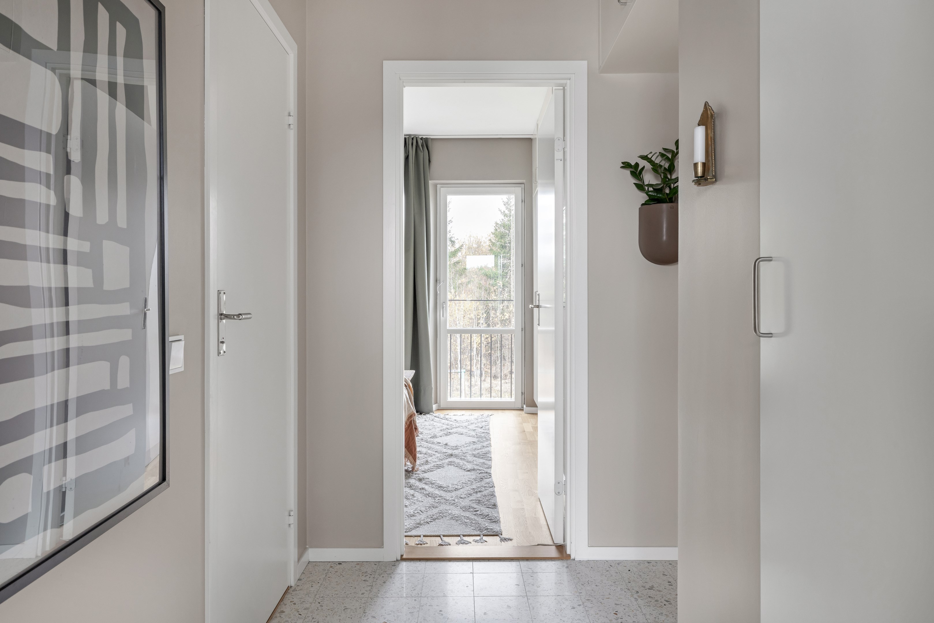 Bostadsbild från Vitmossvägen 70, Kommande i Lindbacken, Uppsala