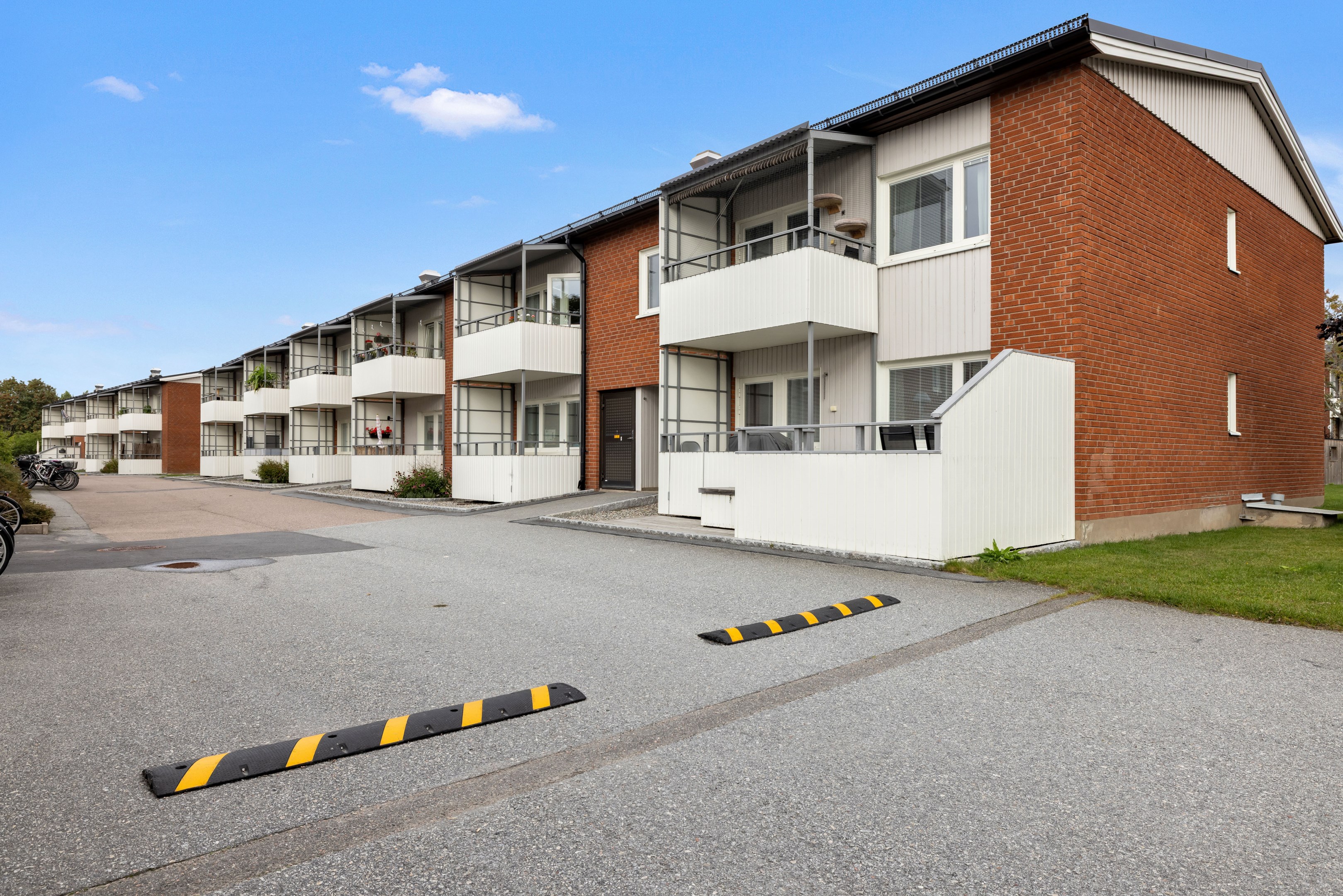 Bostadsbild från Kummingatan 37C, Till salu i Årsta, Uppsala