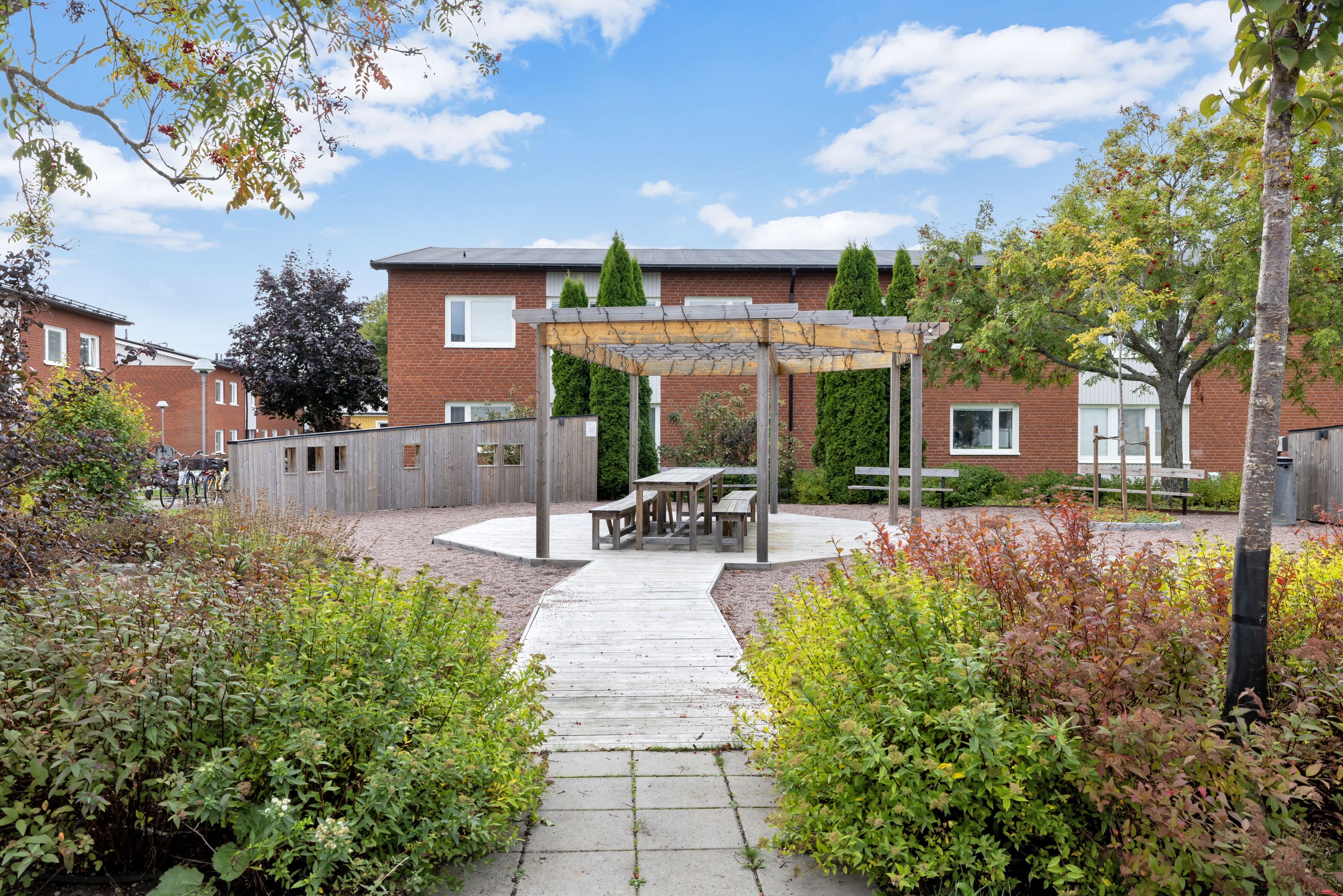 Bostadsbild från Kummingatan 37C, Till salu i Årsta, Uppsala