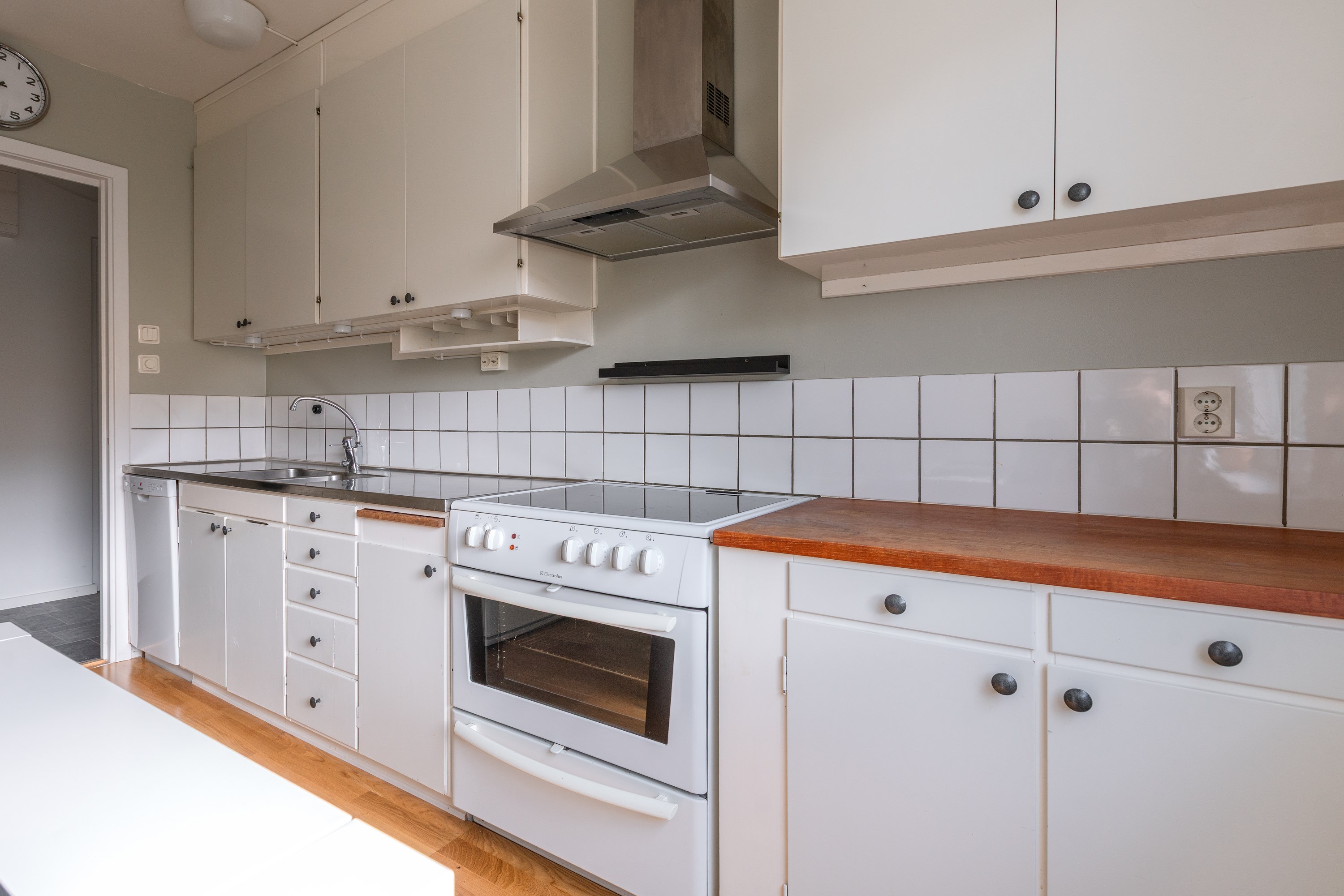 Bostadsbild från Tullingebergsvägen 12C, Kommande i G:a Tullingeberg, Botkyrka