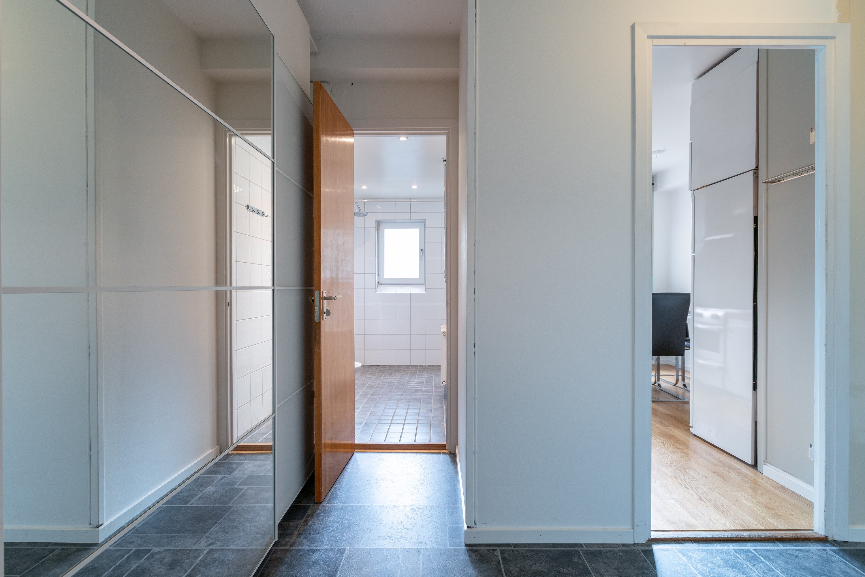 Bostadsbild från Tullingebergsvägen 12C, Kommande i G:a Tullingeberg, Botkyrka