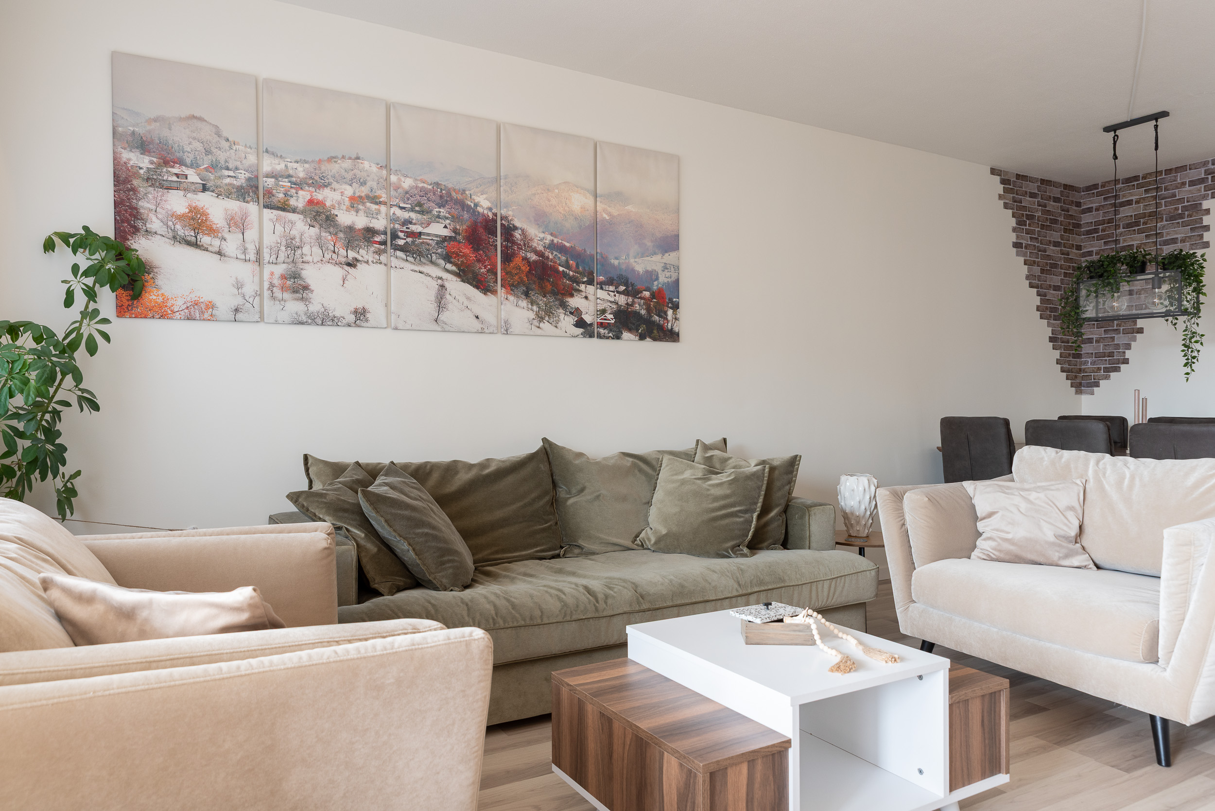 Bostadsbild från Gunnilbogatan 18E, Kommande i Malmaberg, Västerås