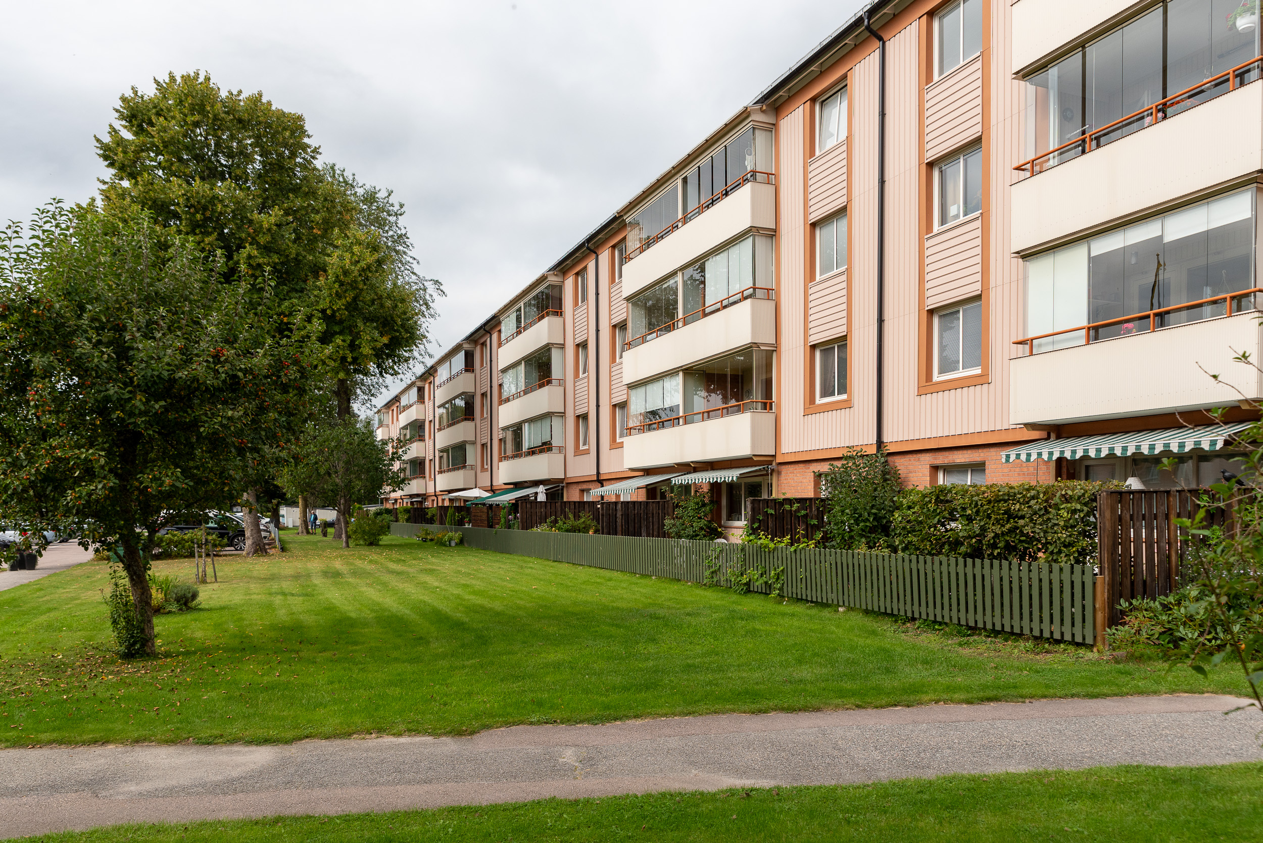 Bostadsbild från Gunnilbogatan 18E, Kommande i Malmaberg, Västerås