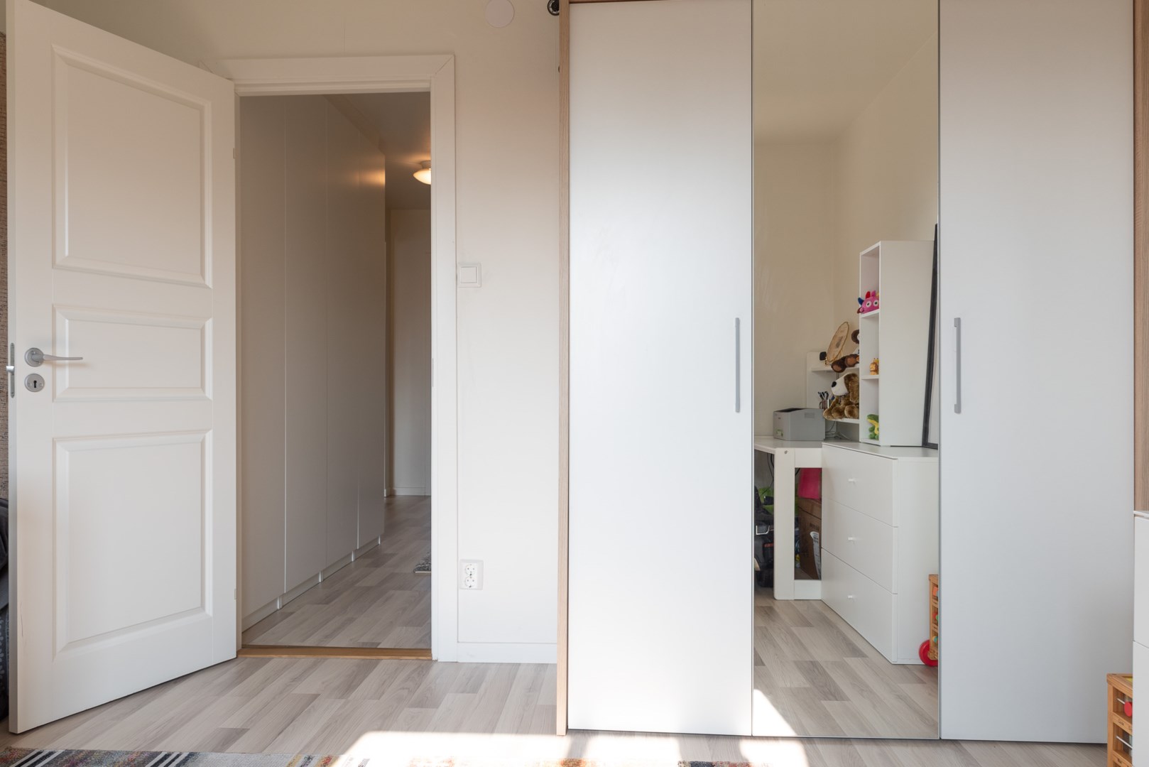 Bostadsbild från Gunnilbogatan 18E, Kommande i Malmaberg, Västerås