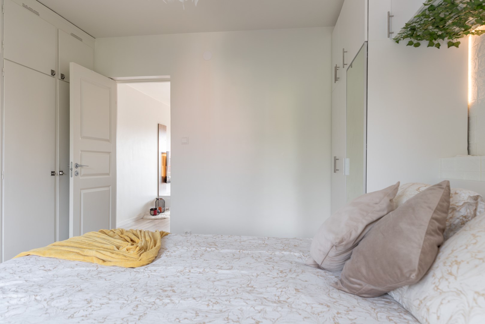 Bostadsbild från Gunnilbogatan 18E, Kommande i Malmaberg, Västerås