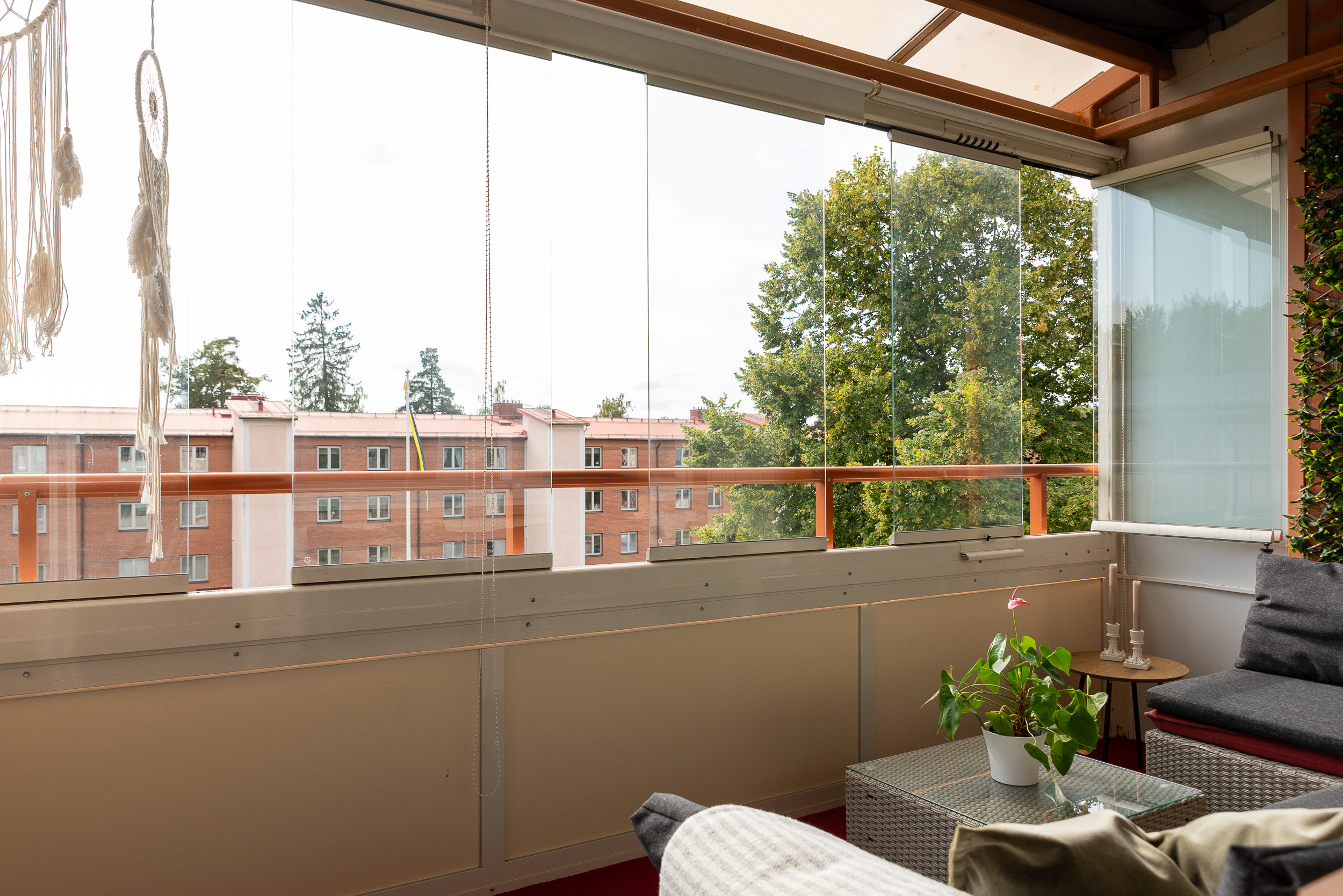 Bostadsbild från Gunnilbogatan 18E, Kommande i Malmaberg, Västerås