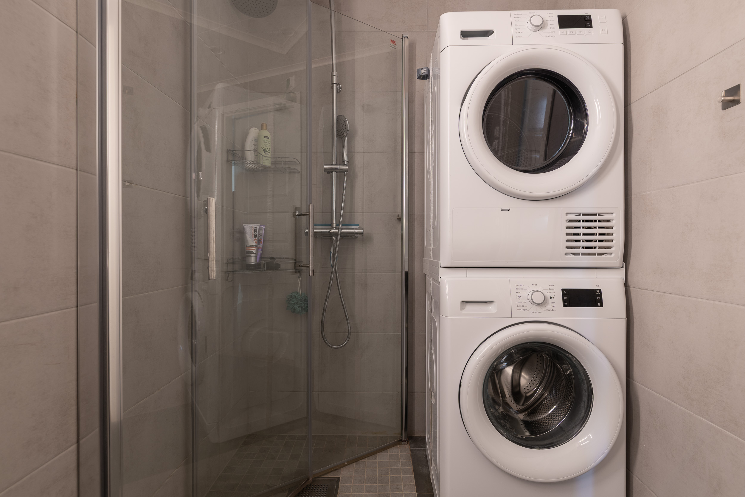 Bostadsbild från Gunnilbogatan 18E, Kommande i Malmaberg, Västerås