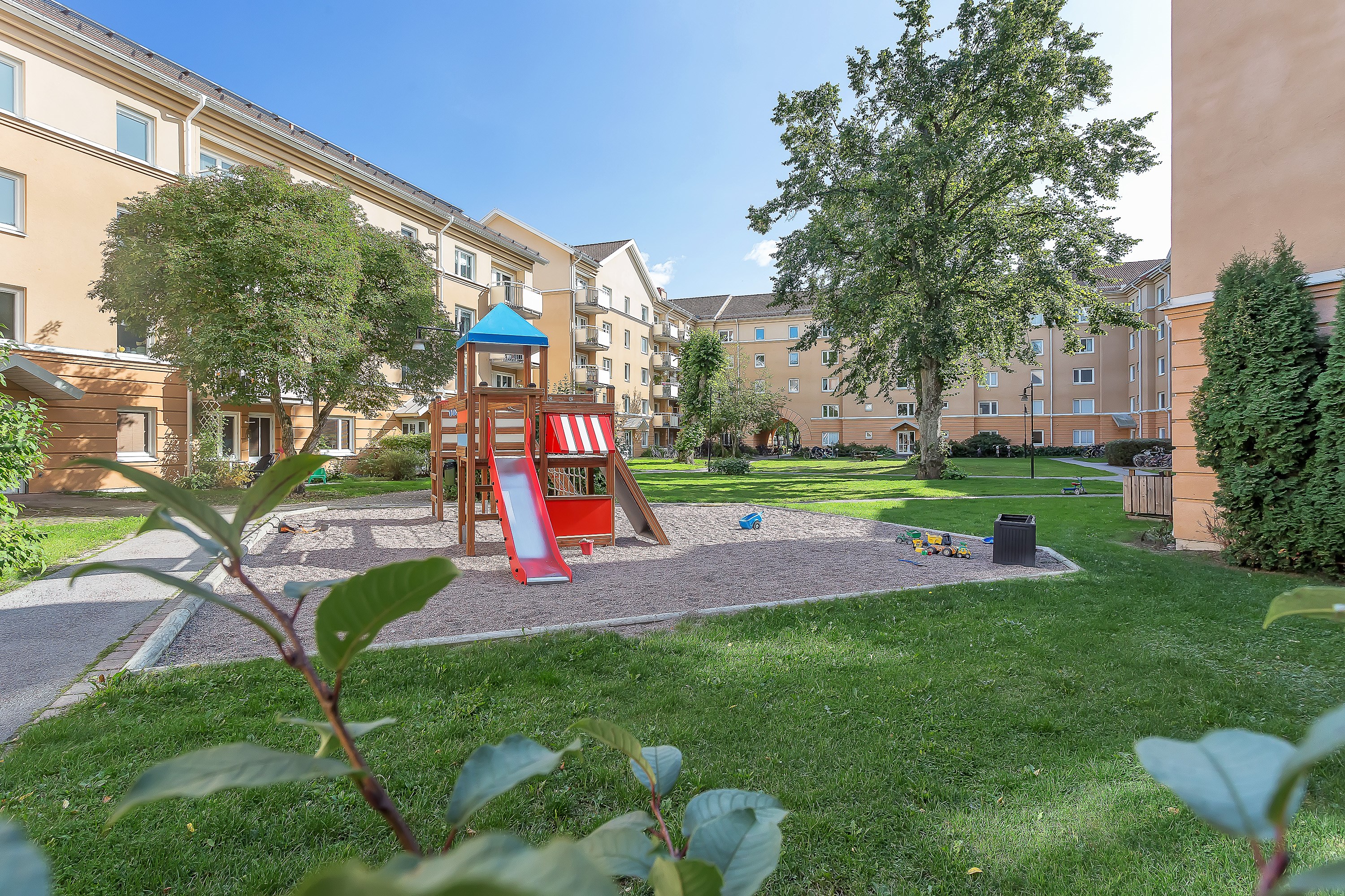 Bostadsbild från Eva Lagerwalls väg 2, Till salu i Ulleråker, Uppsala