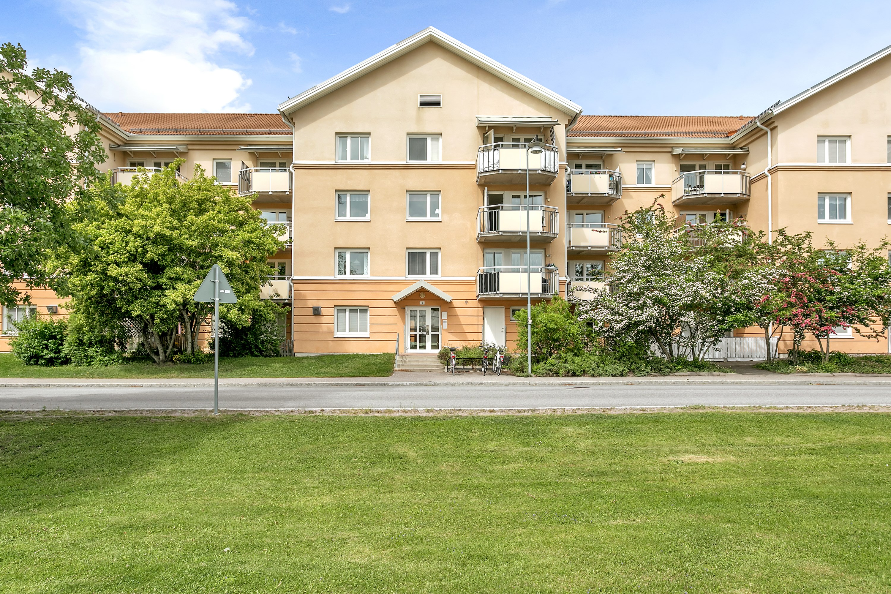 Bostadsbild från Eva Lagerwalls väg 2, Till salu i Ulleråker, Uppsala