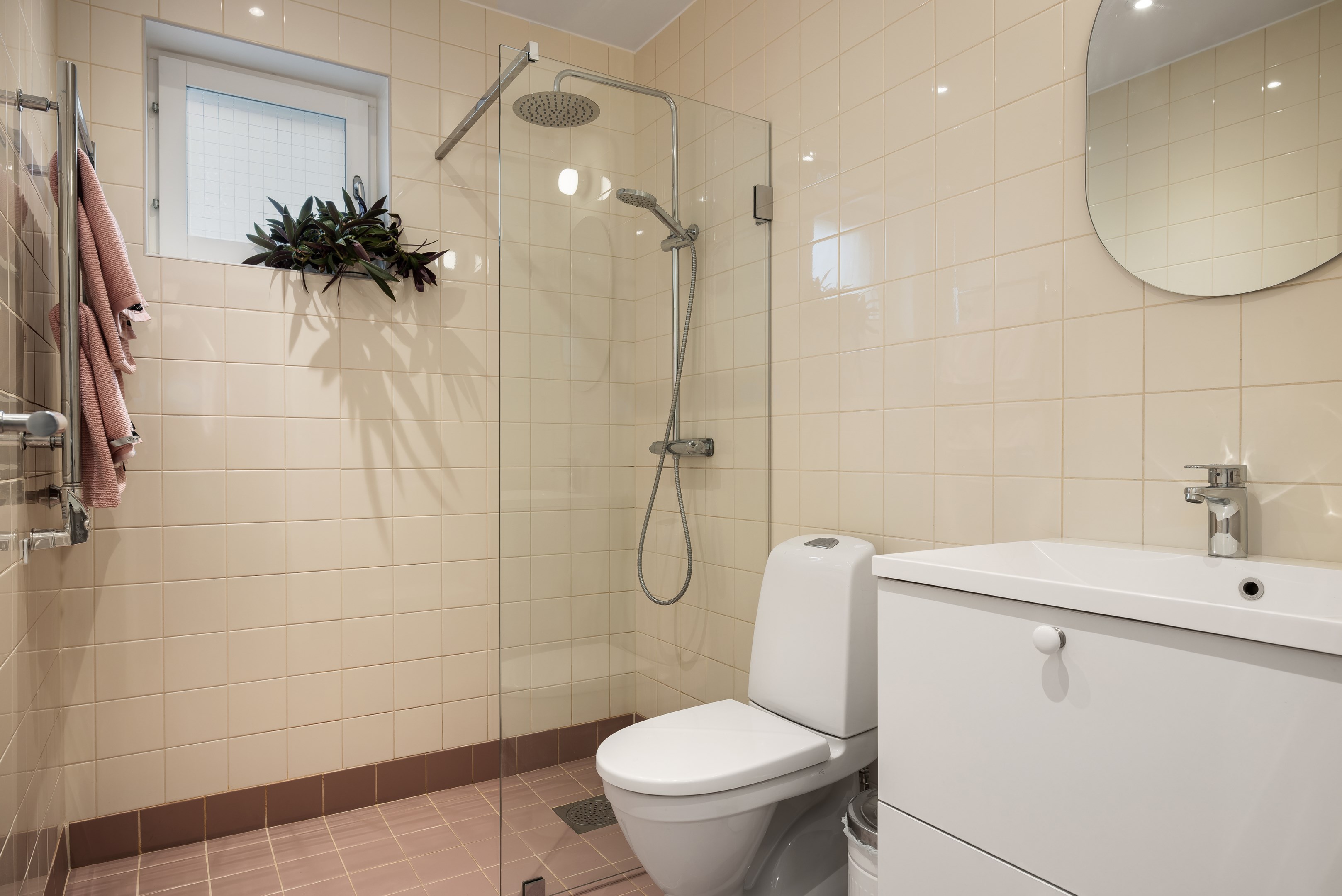 Bostadsbild från Wilhelm Kåges Gata 22A, Till salu i Gustavsbergs - Porslinskvarteren, Värmdö