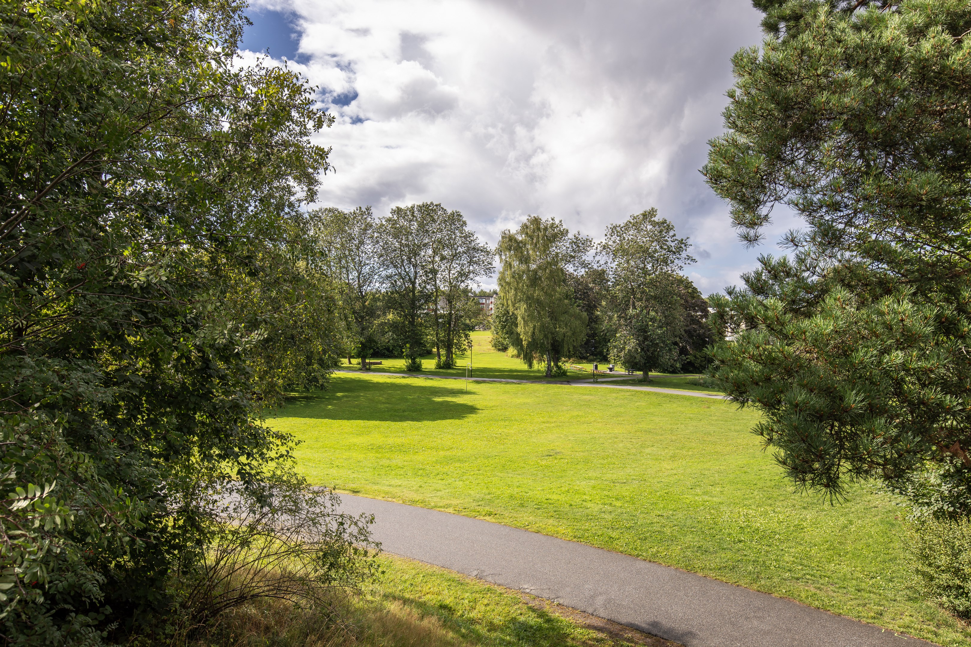 Bostadsbild från Utövägen 18, Kommande i Västra Orminge, Nacka