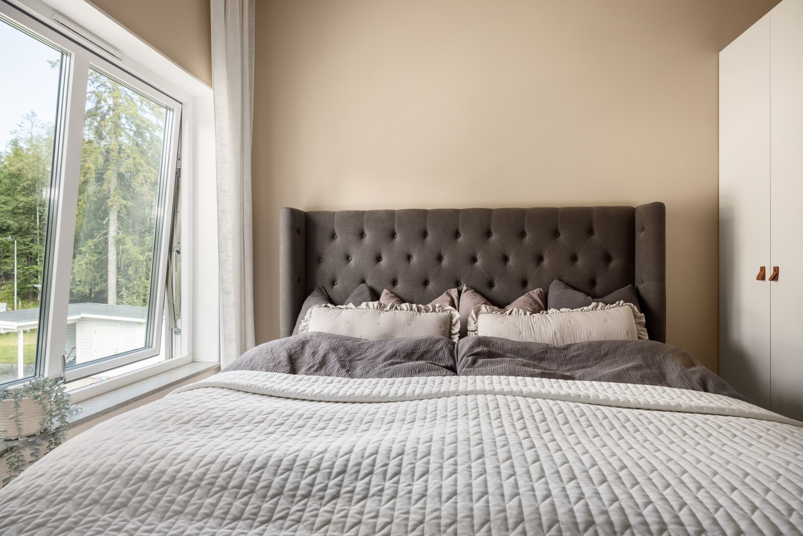 Bostadsbild från Viltstigen 12, Såld i Boo Gård, Nacka