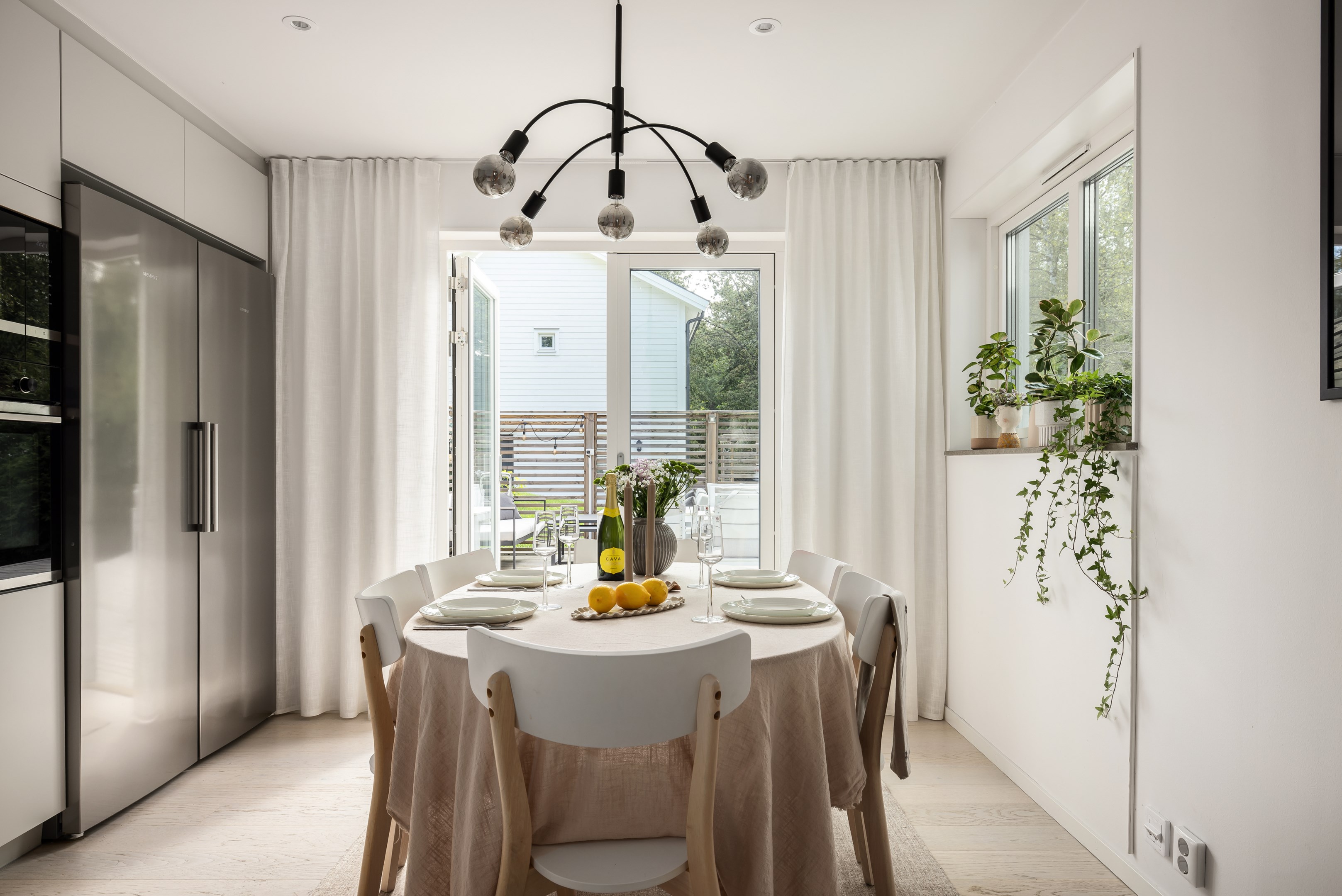 Bostadsbild från Viltstigen 12, Såld i Boo Gård, Nacka