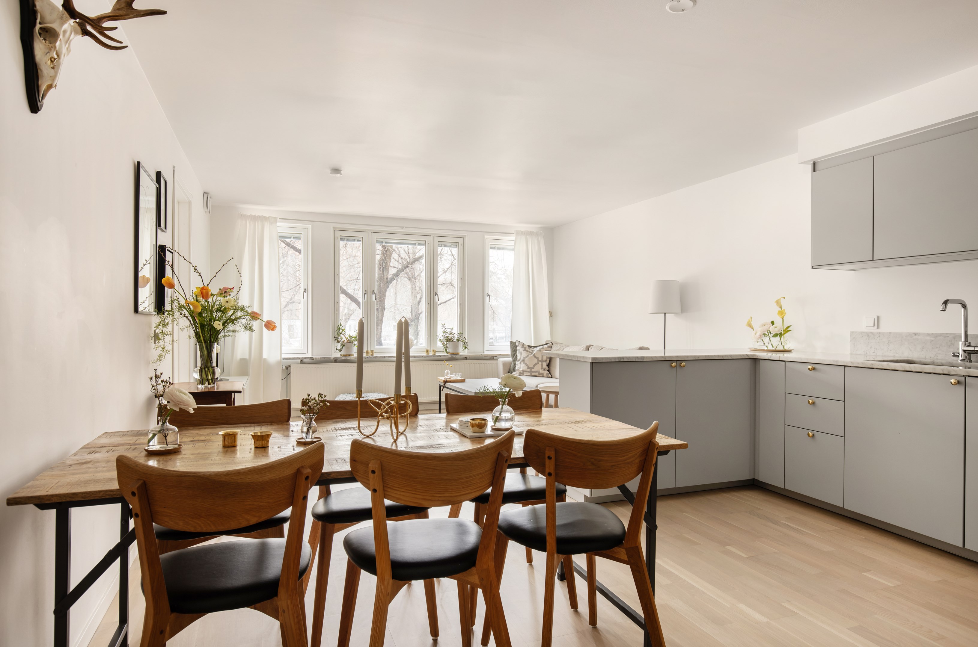Bostadsbild från Birger Jarlsgatan 76, Till salu i Vasastan/Östermalm, Stockholm