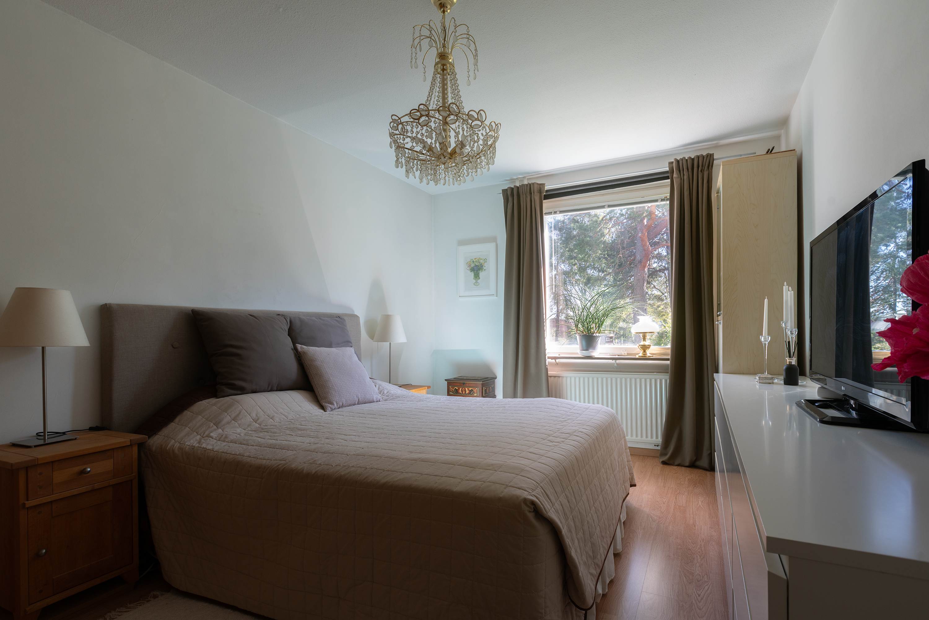 Bostadsbild från Tullingebergsvägen 19, Såld i G:a Tullingeberg, Botkyrka