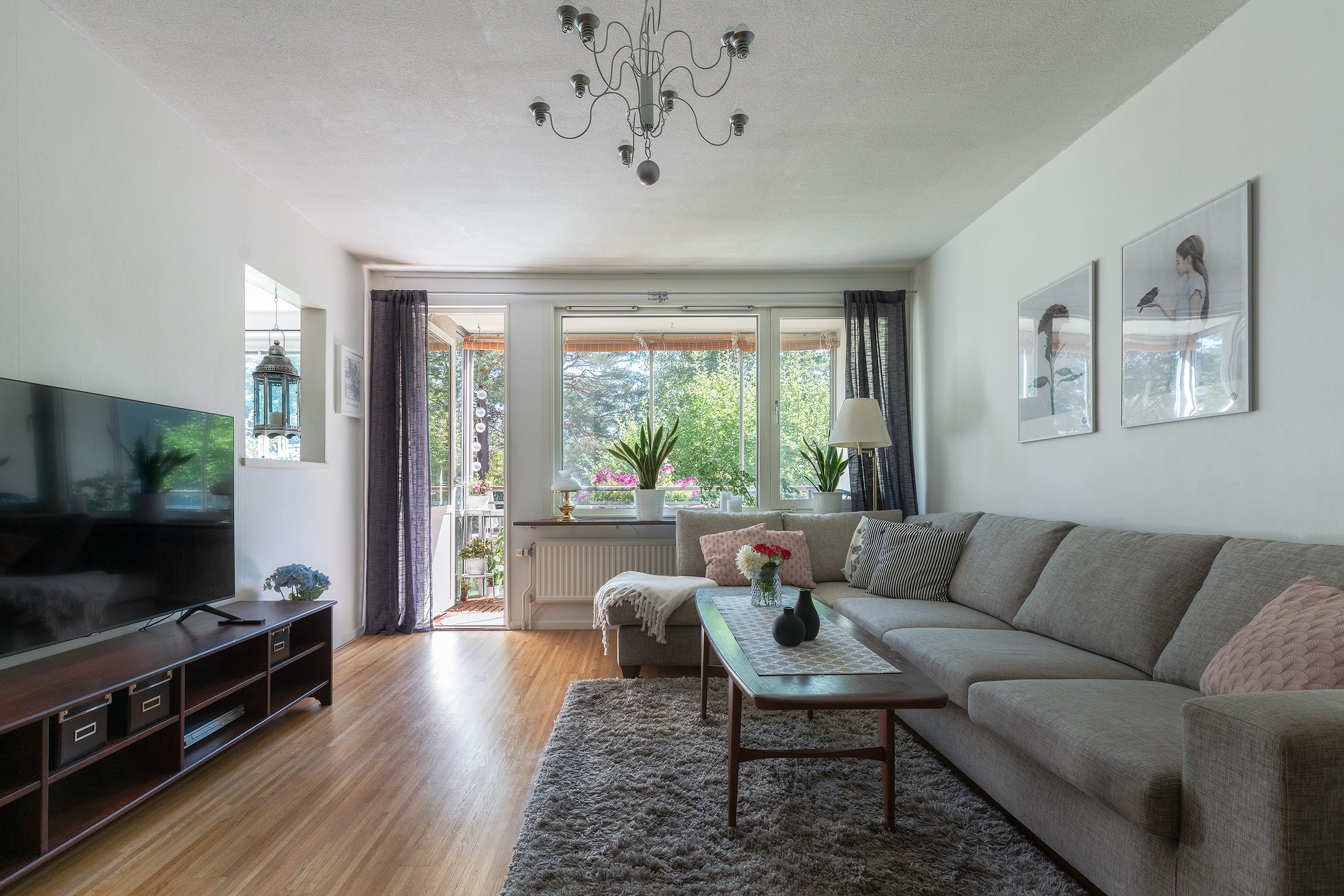 Bostadsbild från Tullingebergsvägen 19, Såld i G:a Tullingeberg, Botkyrka