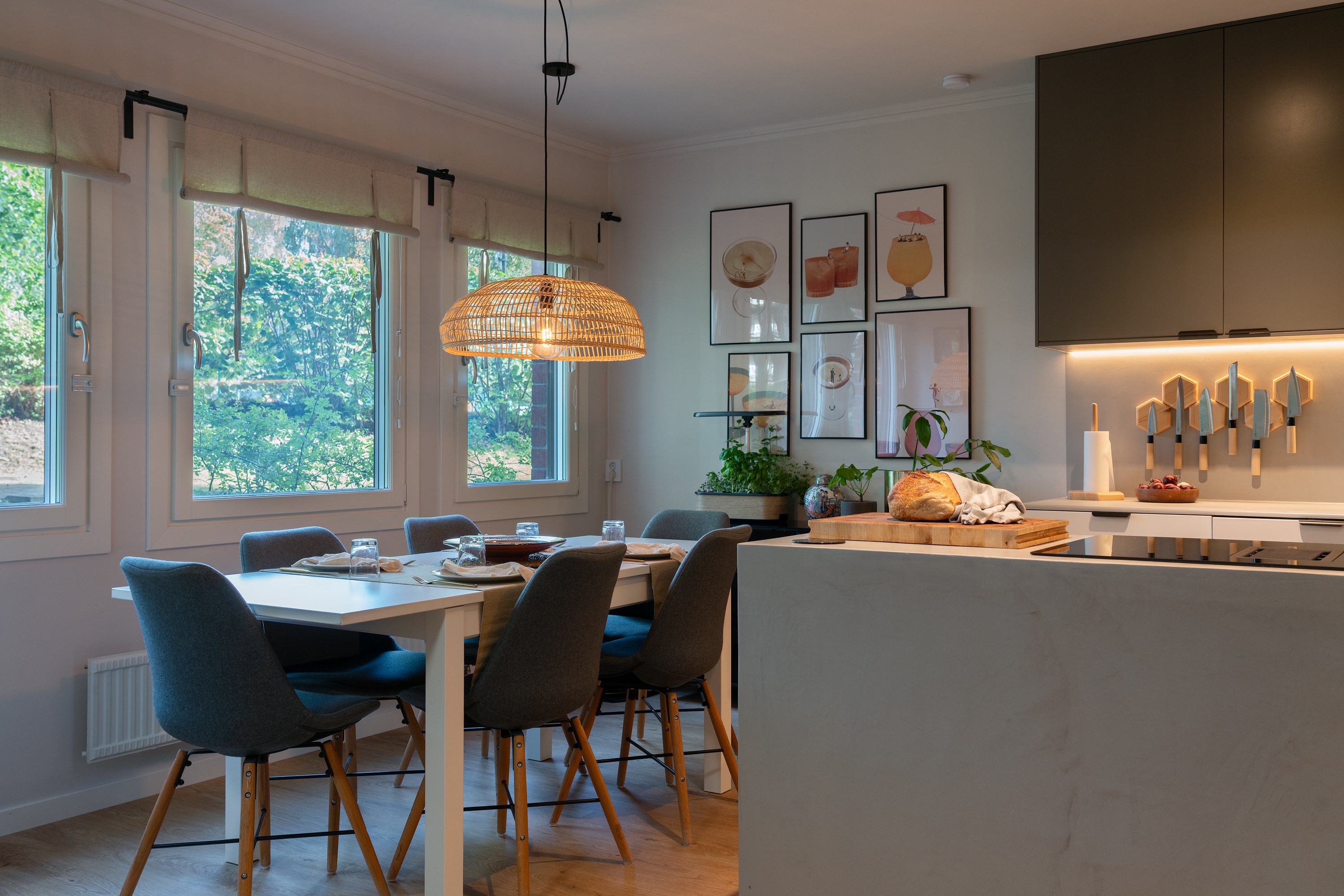 Bostadsbild från Solskensvägen 19, Såld i Östra Tullingeberg, Botkyrka