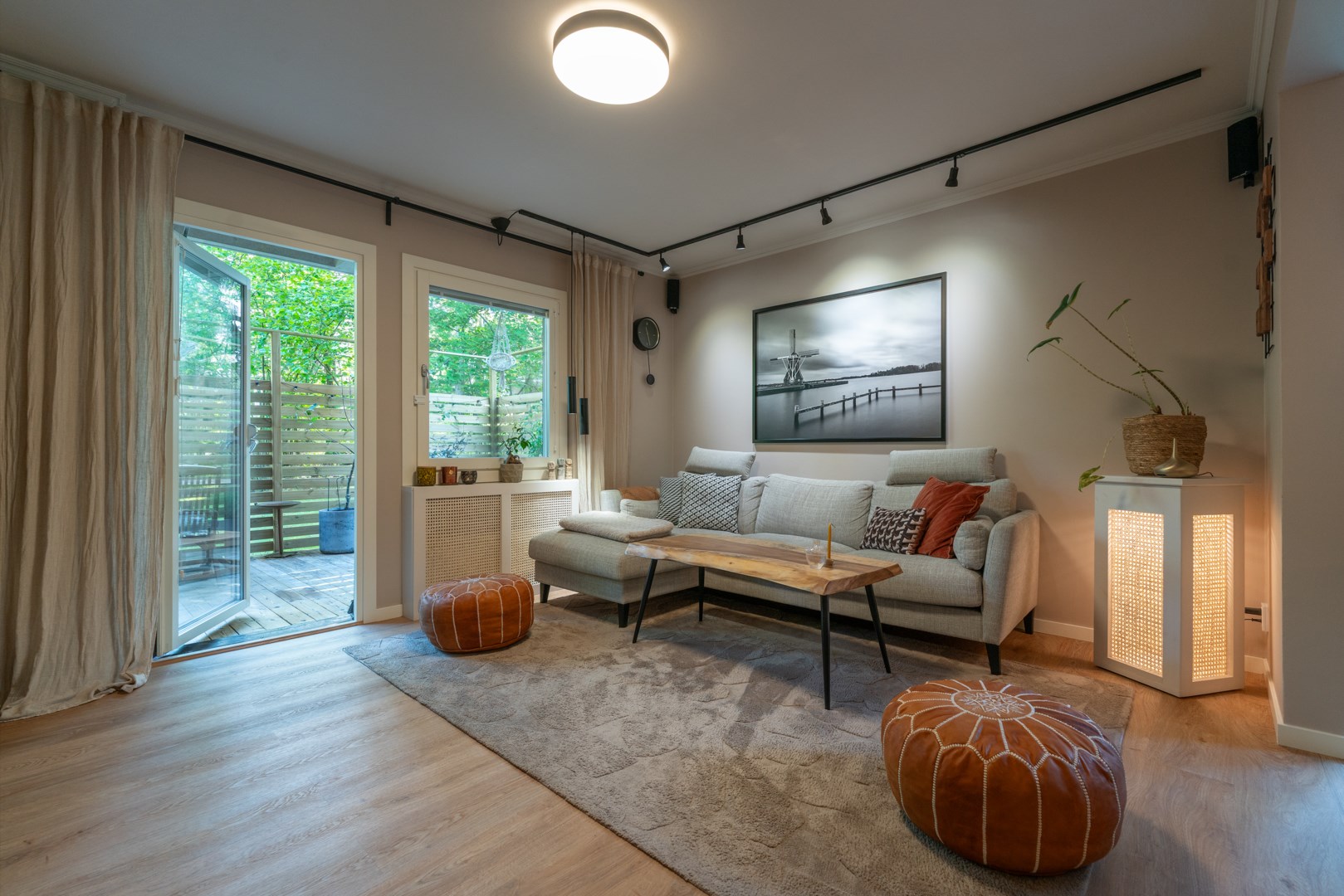 Bostadsbild från Solskensvägen 19, Såld i Östra Tullingeberg, Botkyrka