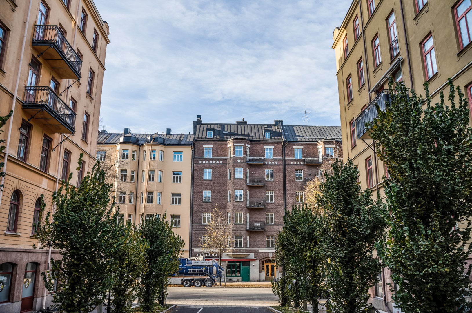 Bostadsbild från Birger Jarlsgatan 104L, Till salu i Vasastan/Östermalm, Stockholm