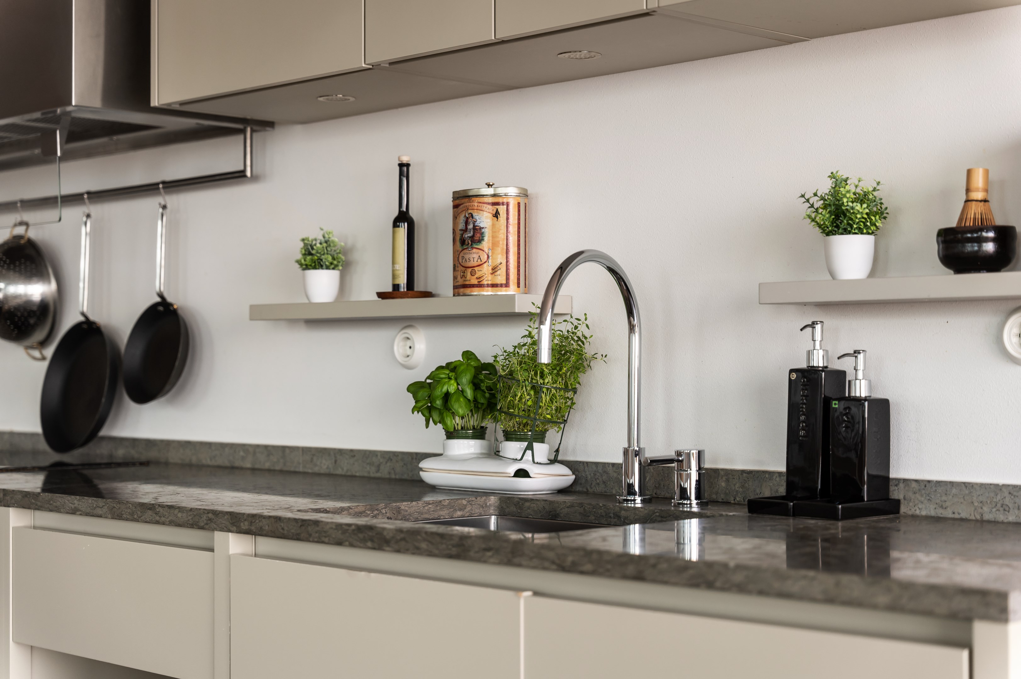 Bostadsbild från Fabrikörvägen 4A, 7,5 tr, Såld i Nacka Strand, Nacka