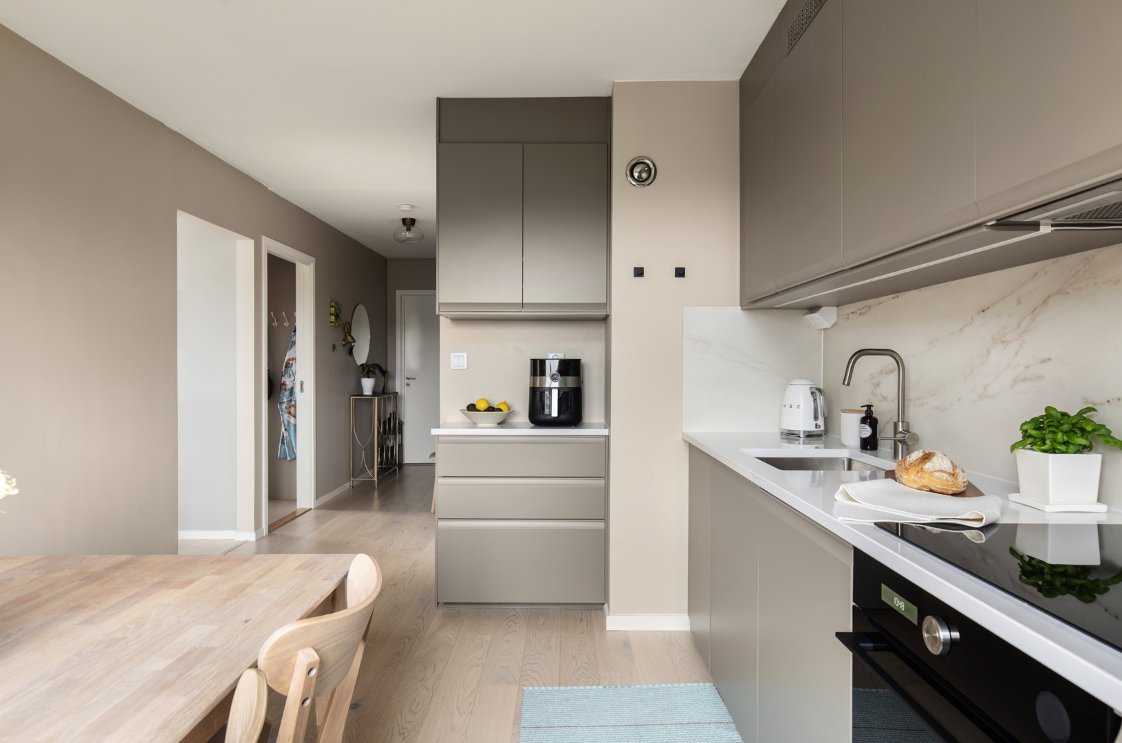 Bostadsbild från Edinsvägen 10, Såld i Ektorp, Nacka