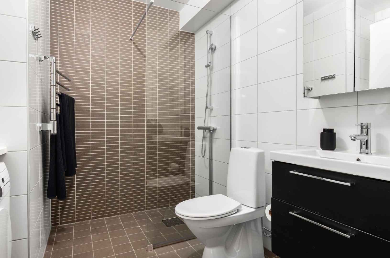 Bostadsbild från Kvarngränd 10, Till salu i Kvarnholmen, Nacka