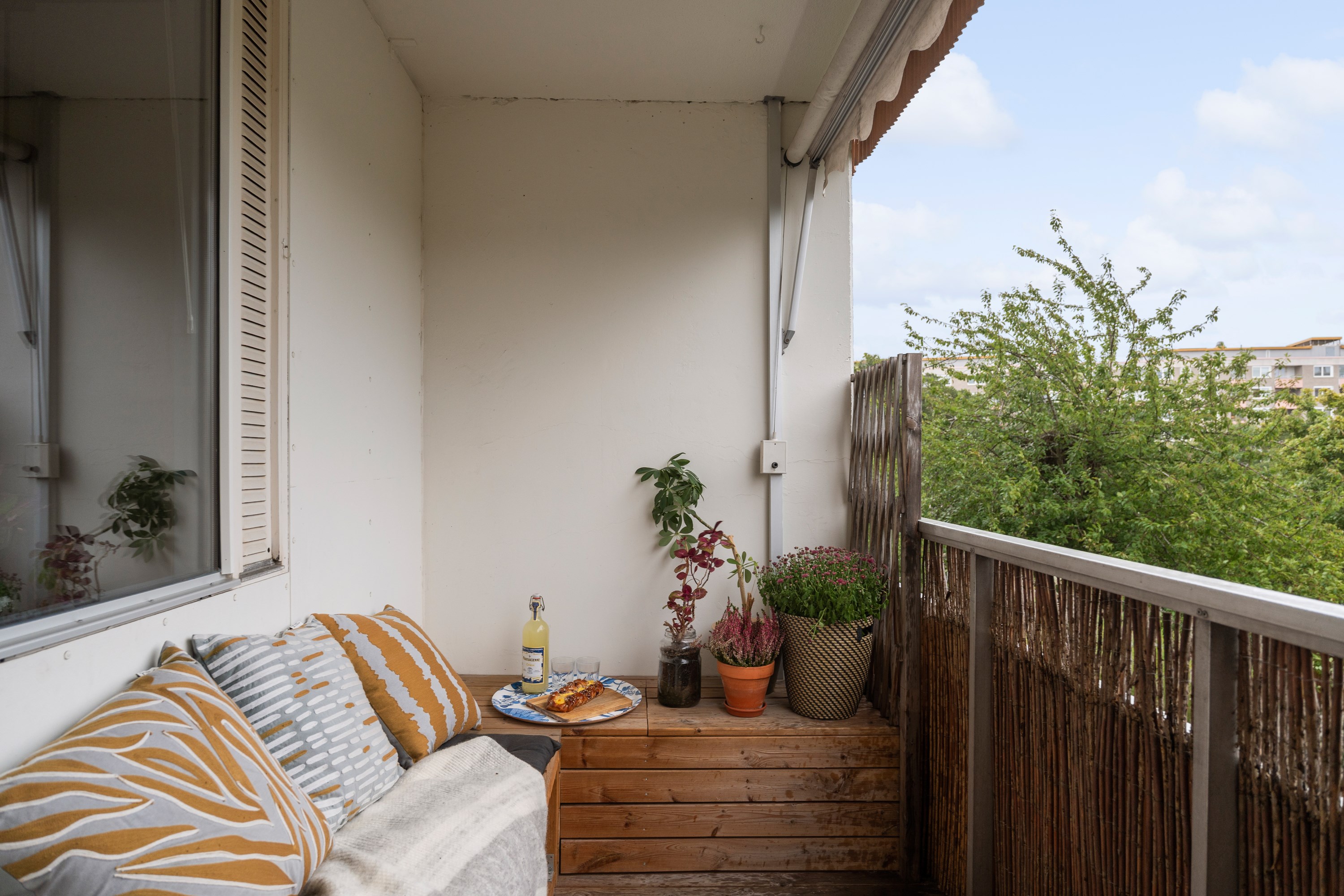 Bostadsbild från Henriksdalsringen 21, Till salu i Henriksdalsberget, Nacka