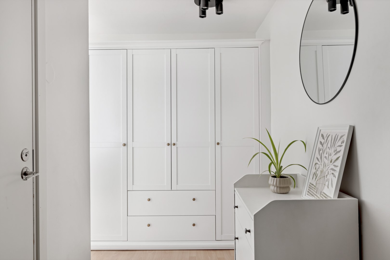 Bostadsbild från Djäknegatan 25B, Till salu i Kapellgärdet, Uppsala