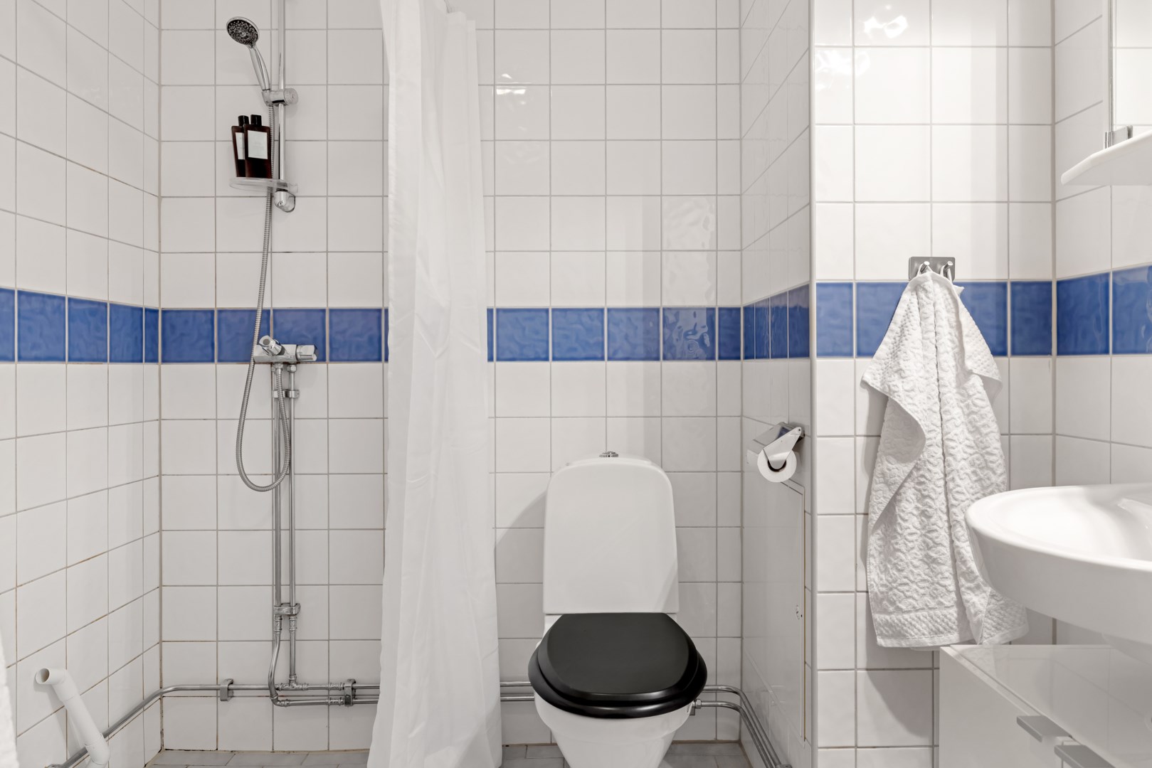 Bostadsbild från Djäknegatan 25B, Till salu i Kapellgärdet, Uppsala