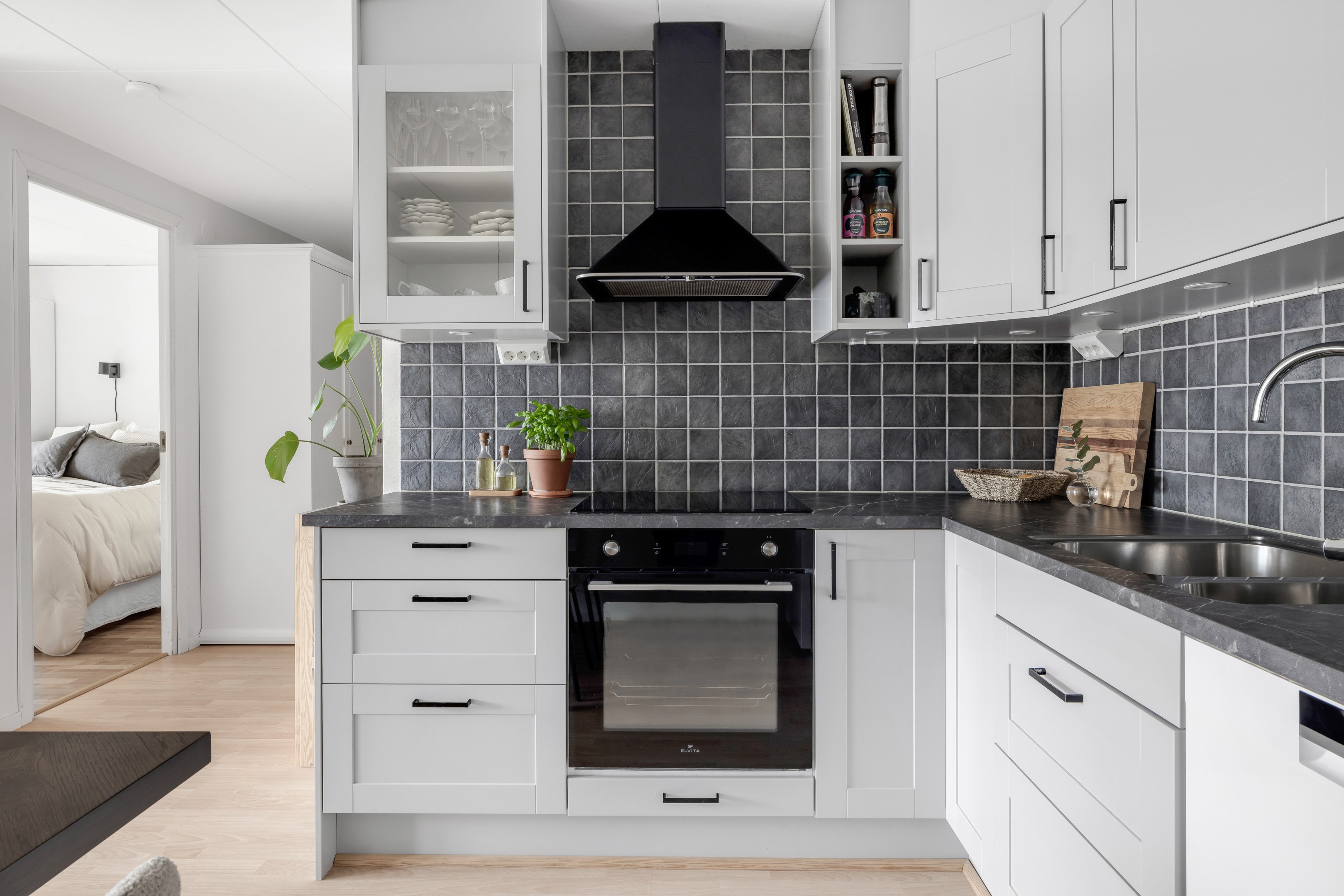 Bostadsbild från Djäknegatan 25B, Till salu i Kapellgärdet, Uppsala