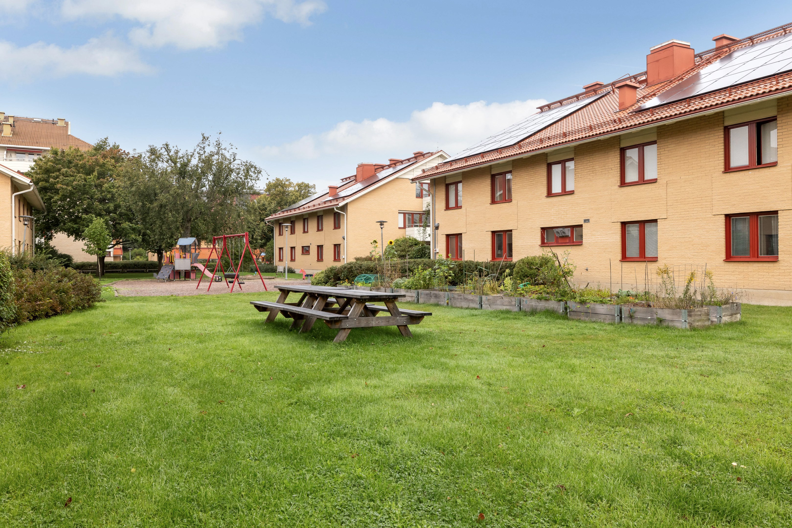 Bostadsbild från Djäknegatan 25B, Till salu i Kapellgärdet, Uppsala