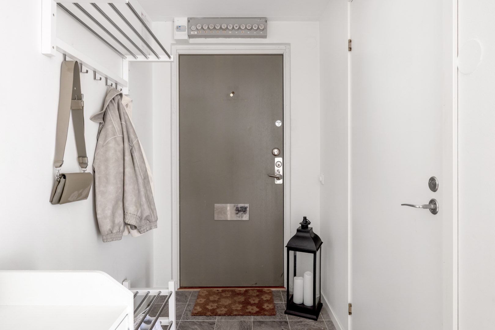 Bostadsbild från Djäknegatan 25B, Till salu i Kapellgärdet, Uppsala