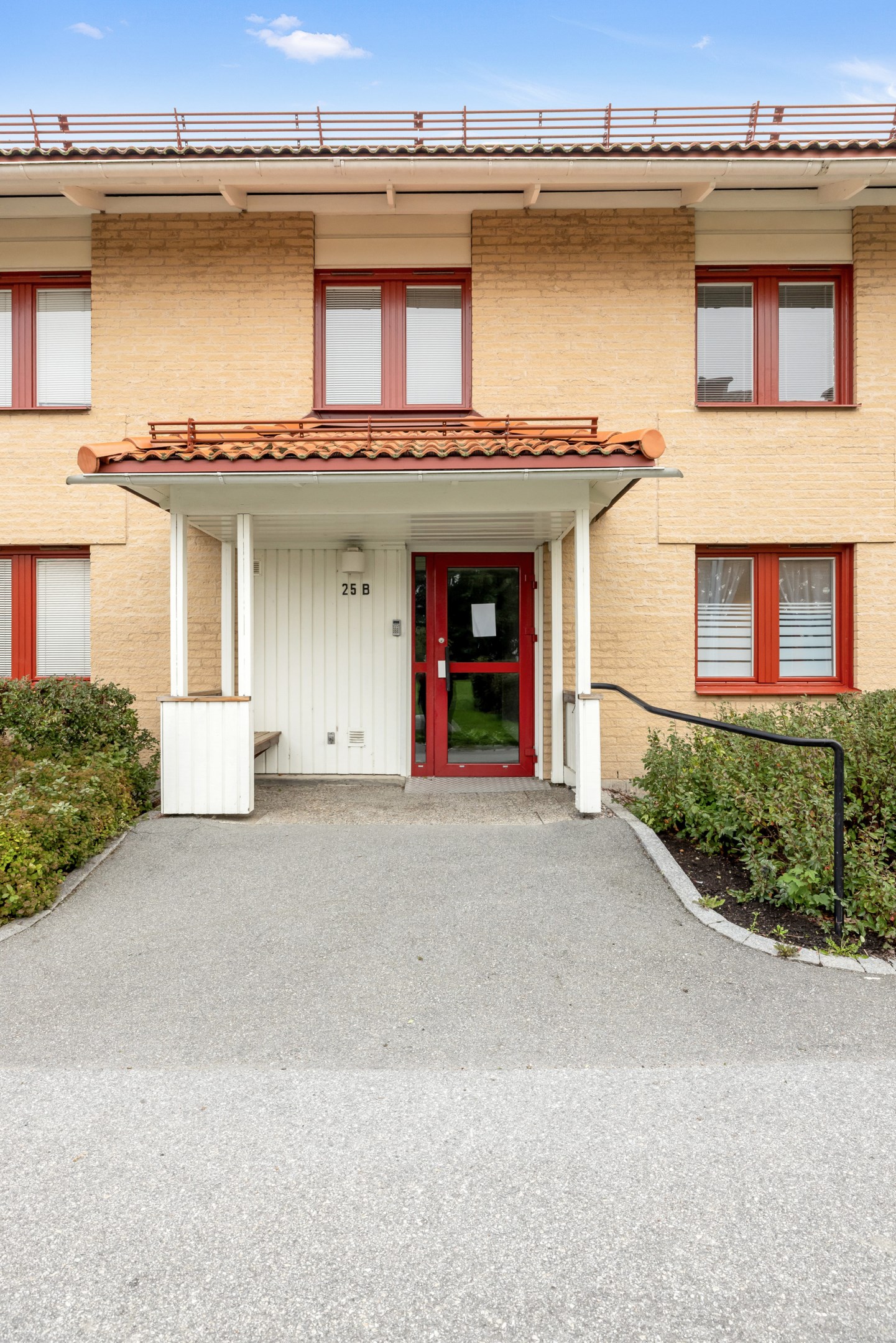 Bostadsbild från Djäknegatan 25B, Till salu i Kapellgärdet, Uppsala