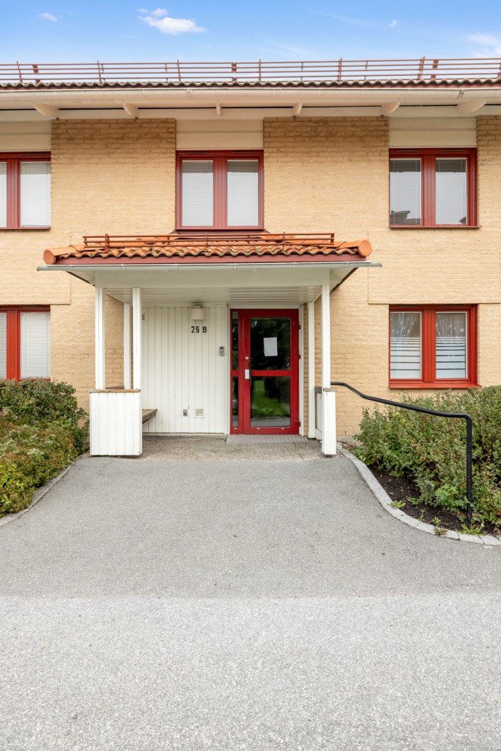 Bostadsbild från Djäknegatan 25B, Till salu i Kapellgärdet, Uppsala