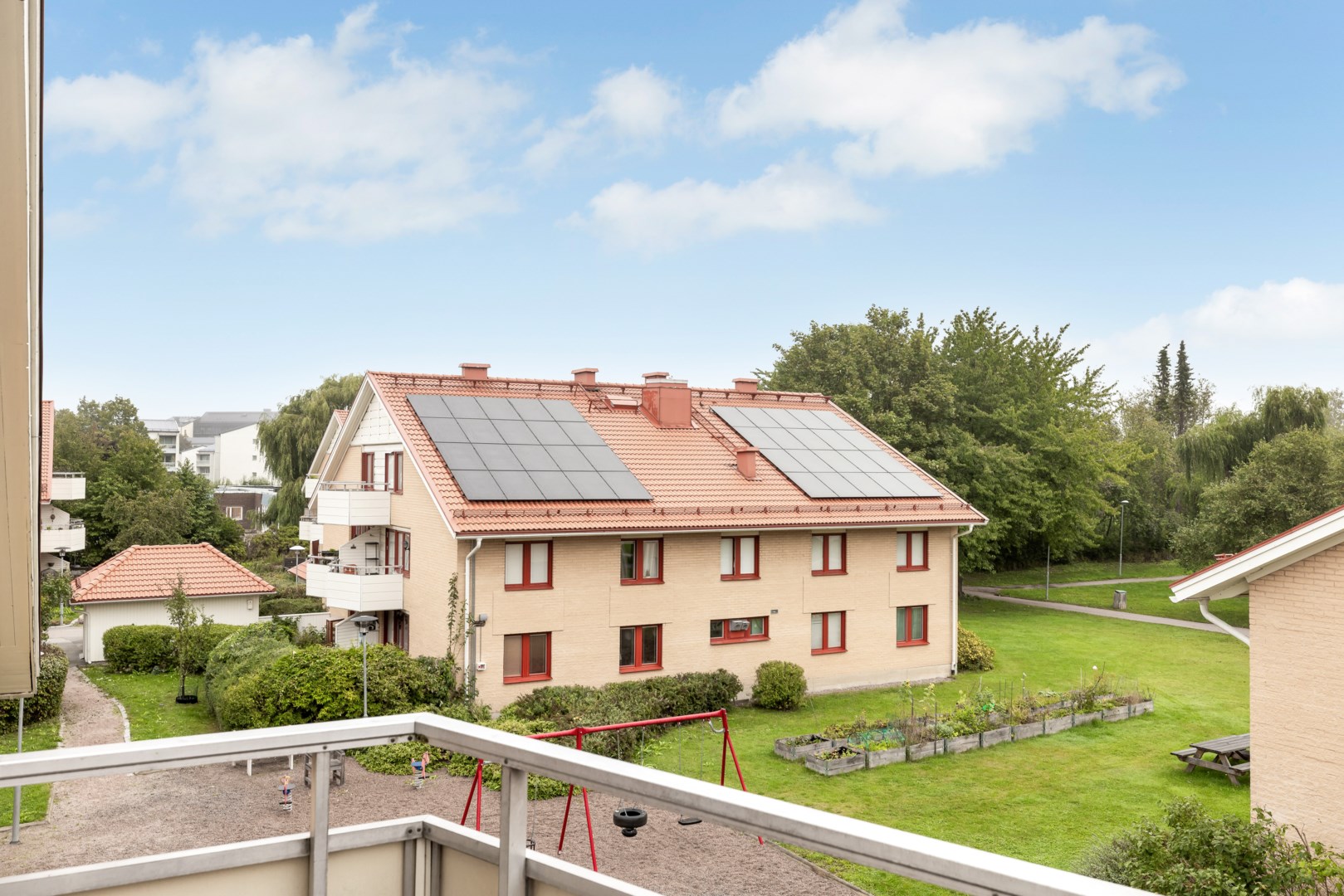 Bostadsbild från Djäknegatan 25B, Till salu i Kapellgärdet, Uppsala