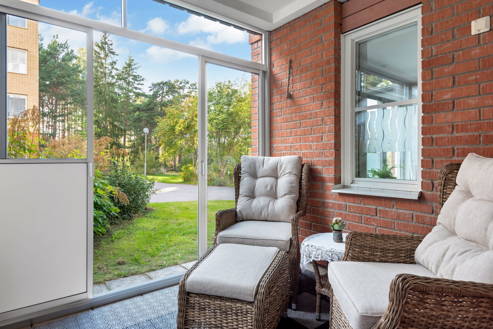 Bostadsbild från Stenbrohultsvägen 103, Till salu i Sävja, Uppsala