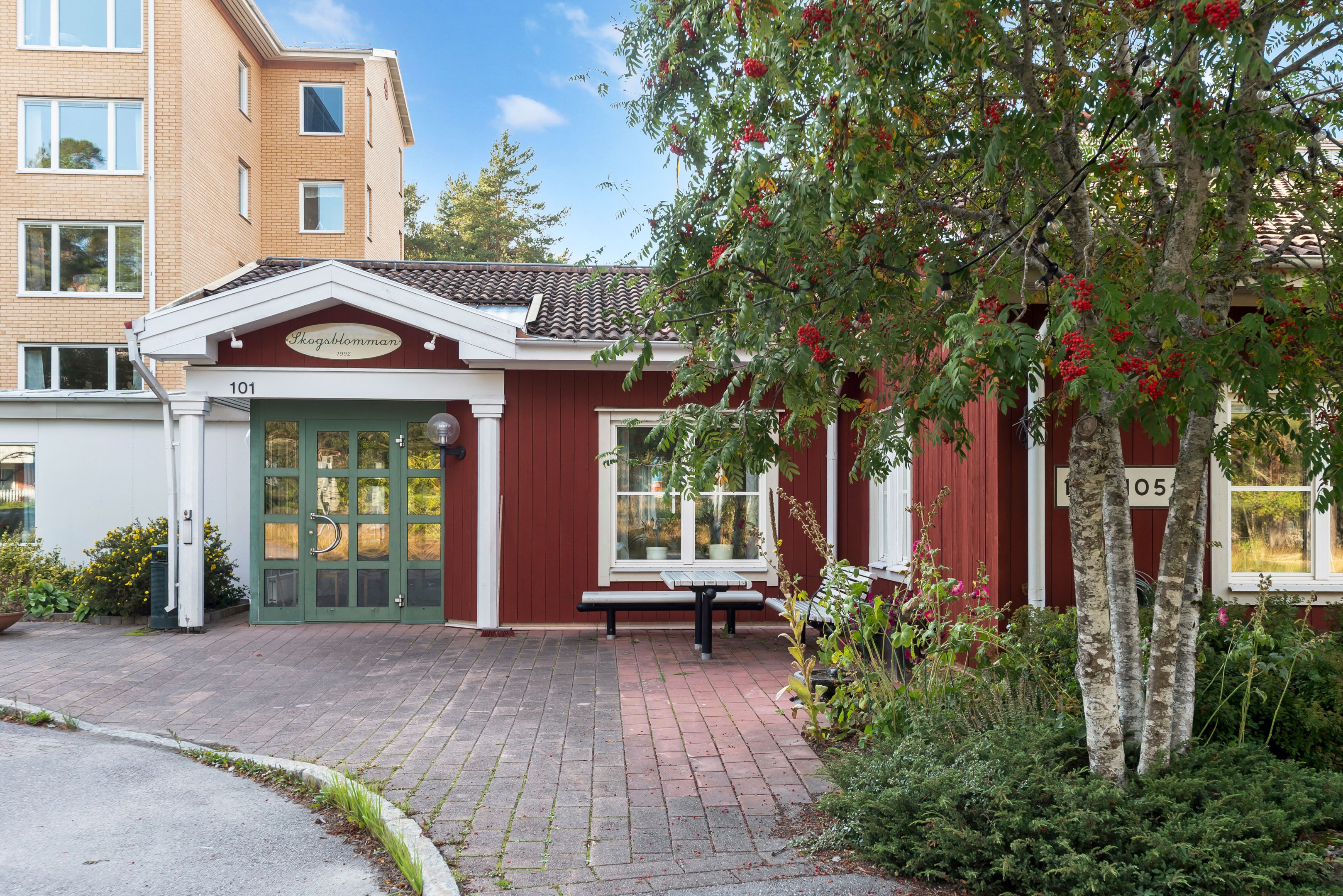 Bostadsbild från Stenbrohultsvägen 103, Såld i Sävja, Uppsala