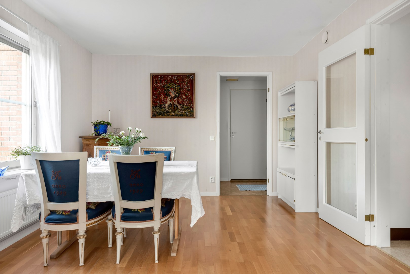 Bostadsbild från Stenbrohultsvägen 103, Till salu i Sävja, Uppsala