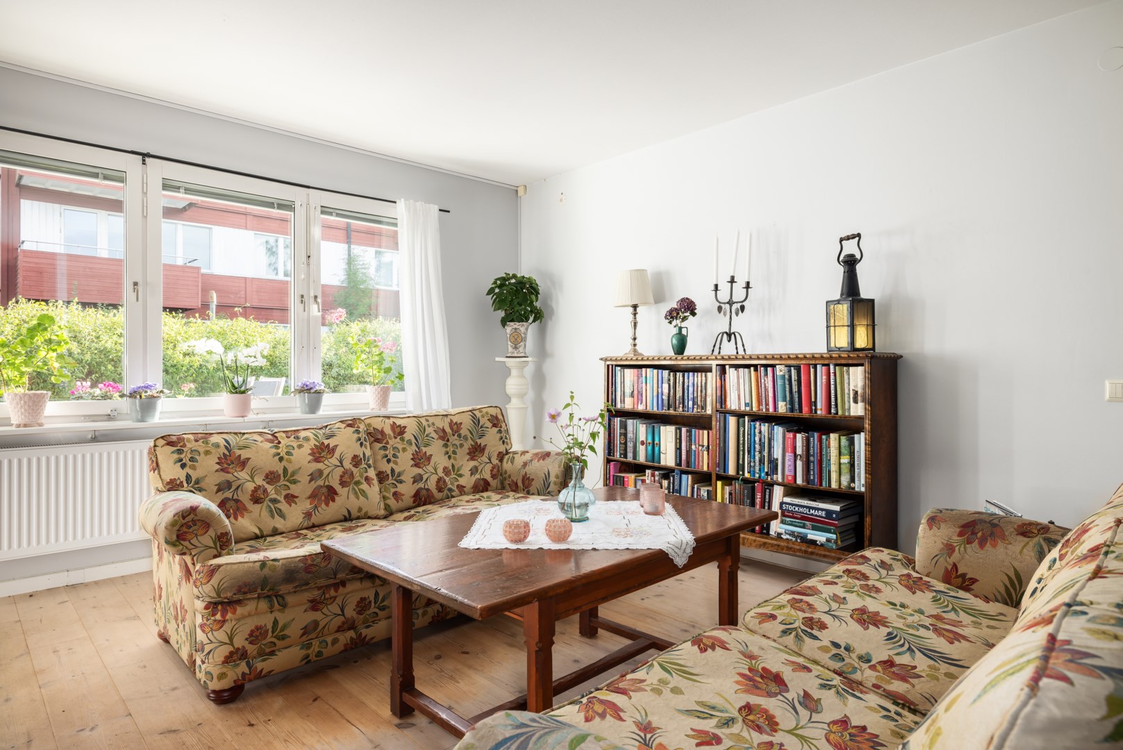 Bostadsbild från Ljuskärrsvägen 88, Kommande i Ljuskärrsberget - Saltsjöbaden, Nacka